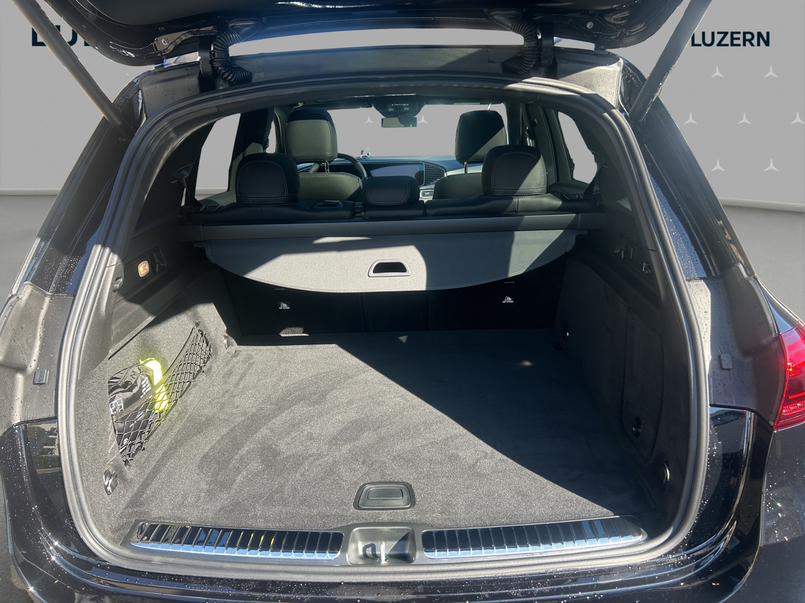 MERCEDES-BENZ GLE 300 d 4Matic 9G-Tronic-image-13