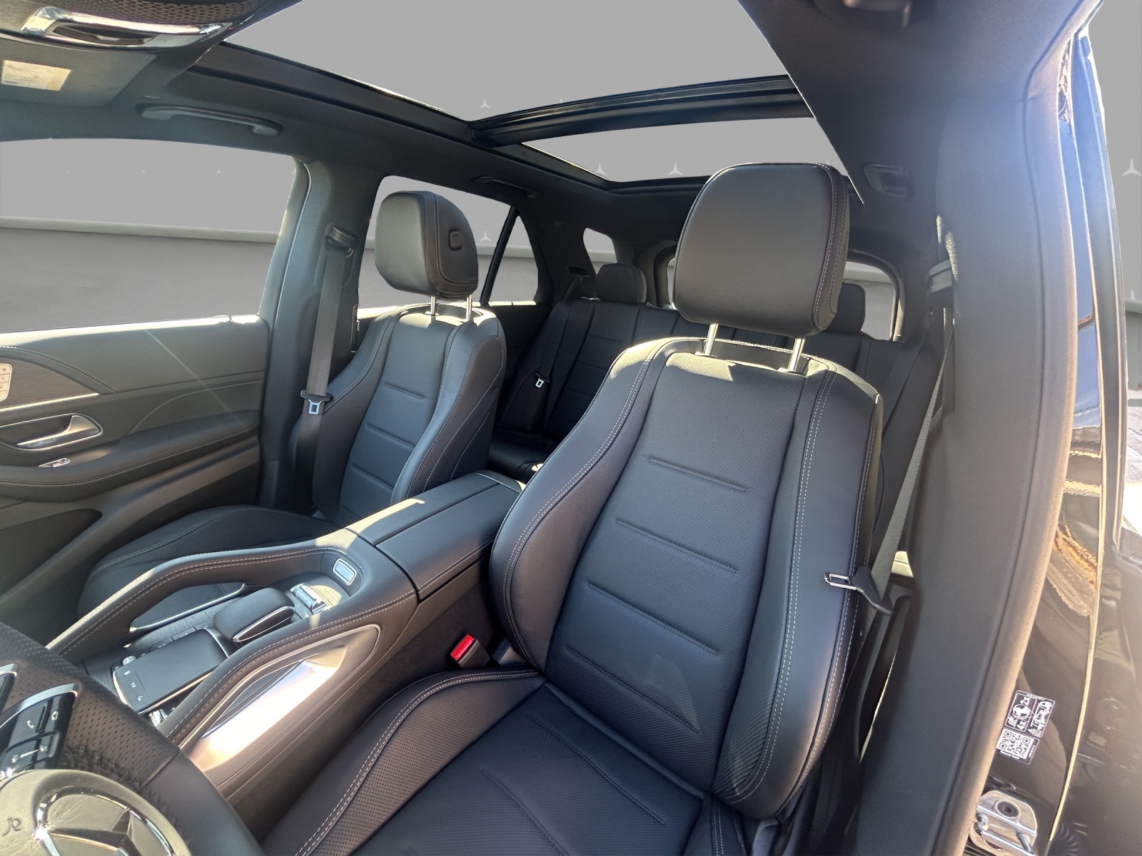 MERCEDES-BENZ GLE 300 d 4Matic 9G-Tronic-image-8