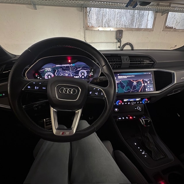 AUDI Q3 Sportback 40 TDI S line Attraction quattro S-tronic-image-6