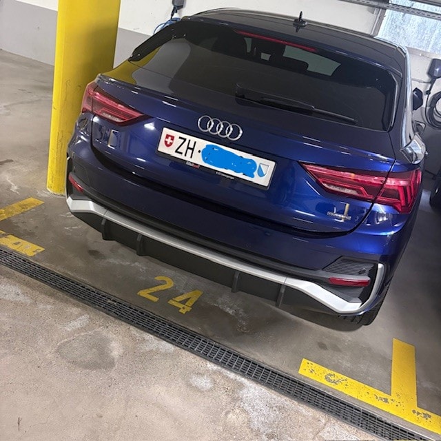 AUDI Q3 Sportback 40 TDI S line Attraction quattro S-tronic-image-8
