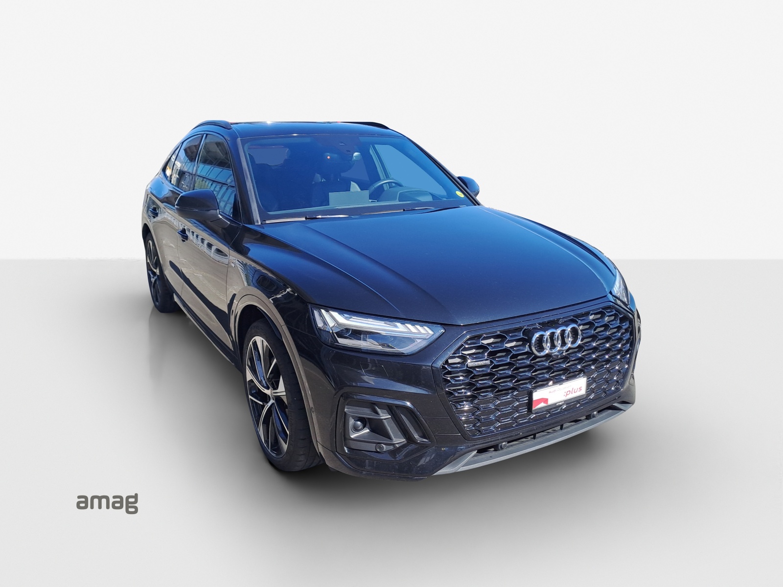 AUDI Q5 Sportback 40 TDI Blackedition quattro S-tronic-image-15