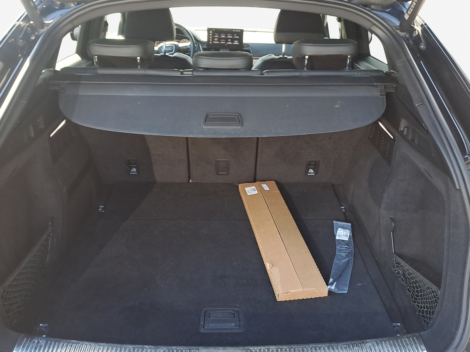 AUDI Q5 Sportback 40 TDI Blackedition quattro S-tronic-image-12
