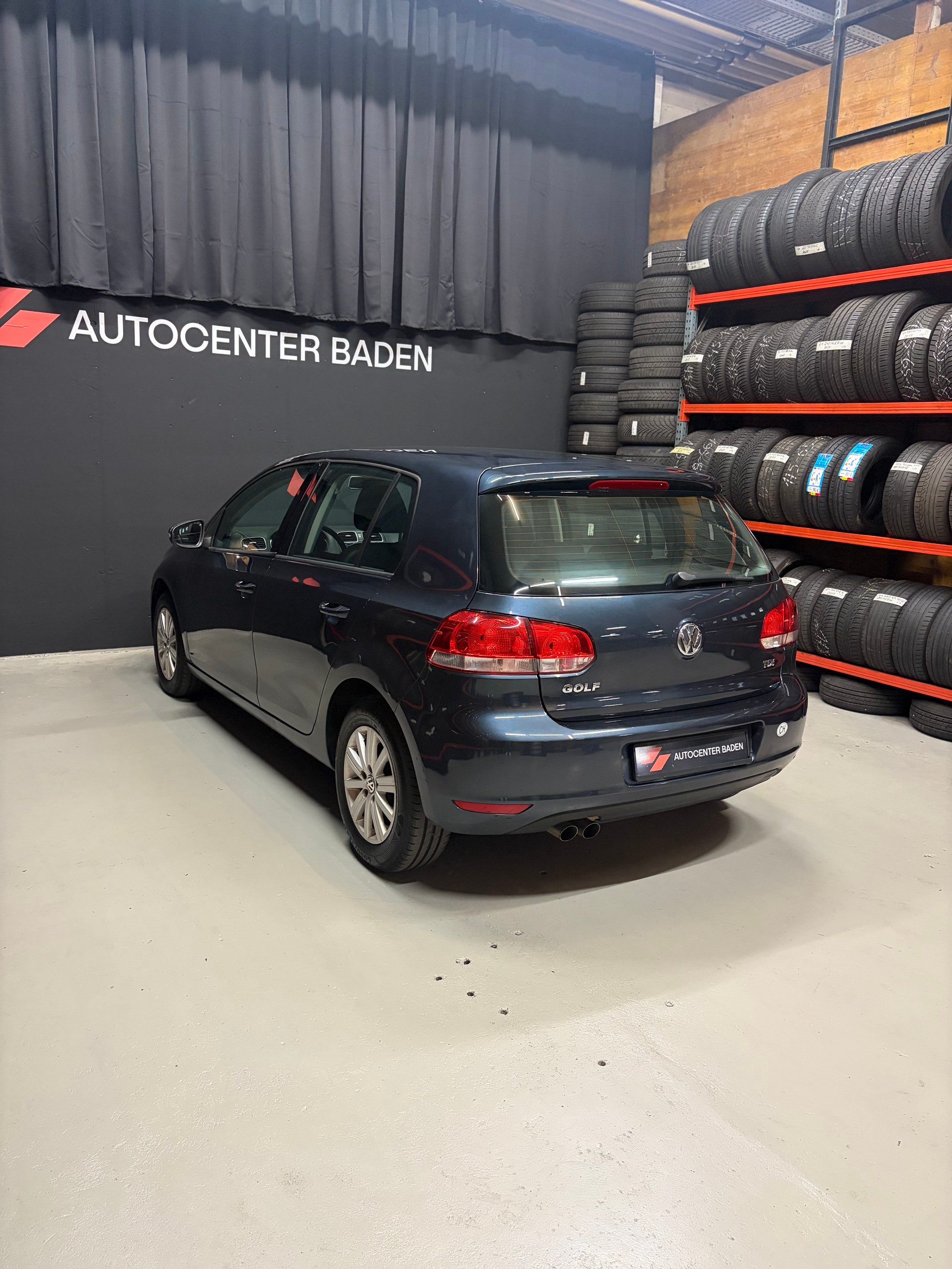 VW Golf 2.0 TDI Comfortline-image-4
