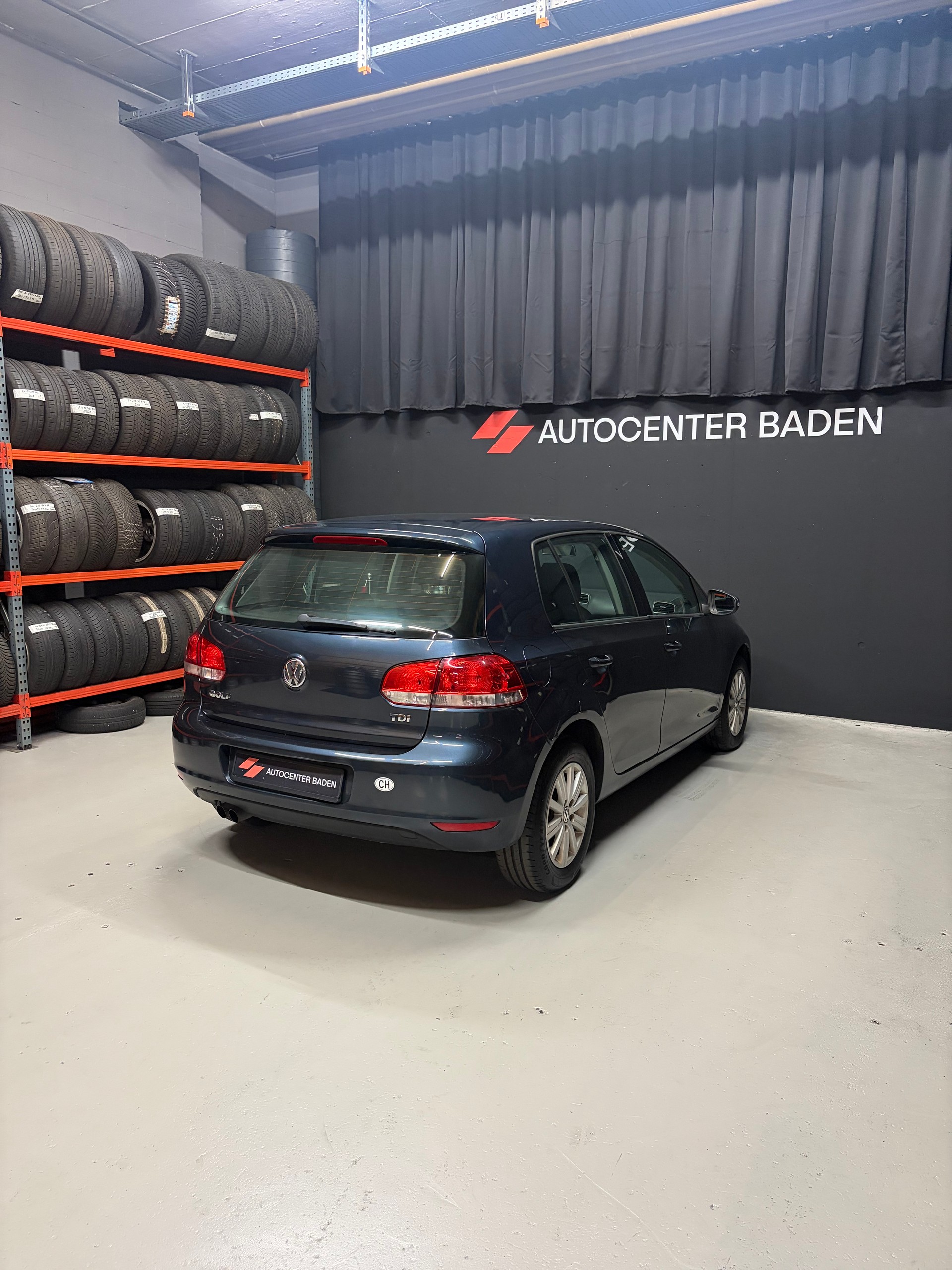 VW Golf 2.0 TDI Comfortline-image-6