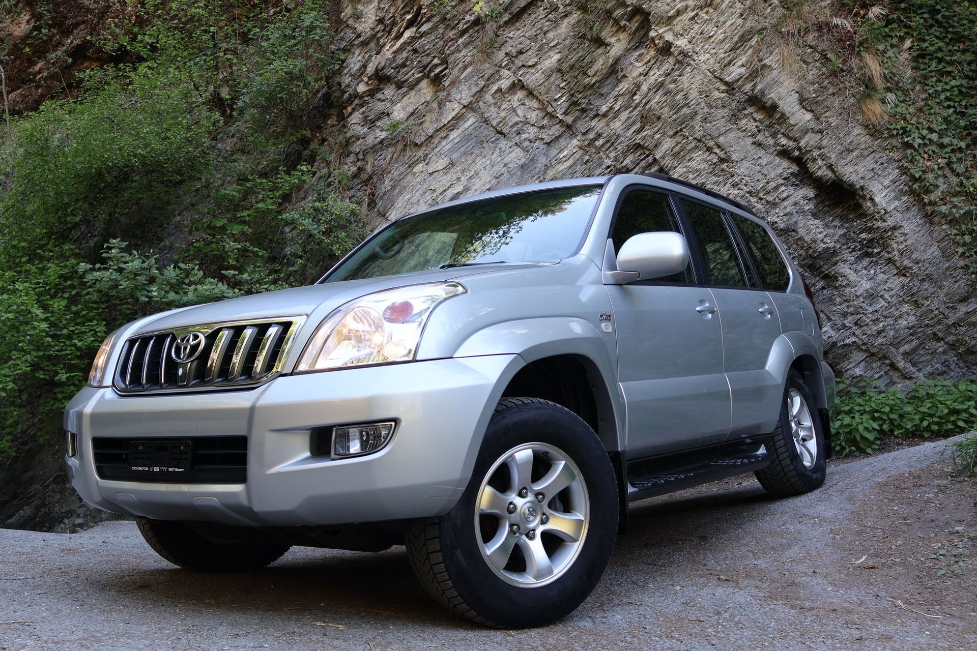 TOYOTA Land Cruiser 3.0 TD Linea Sol Executive-image-1