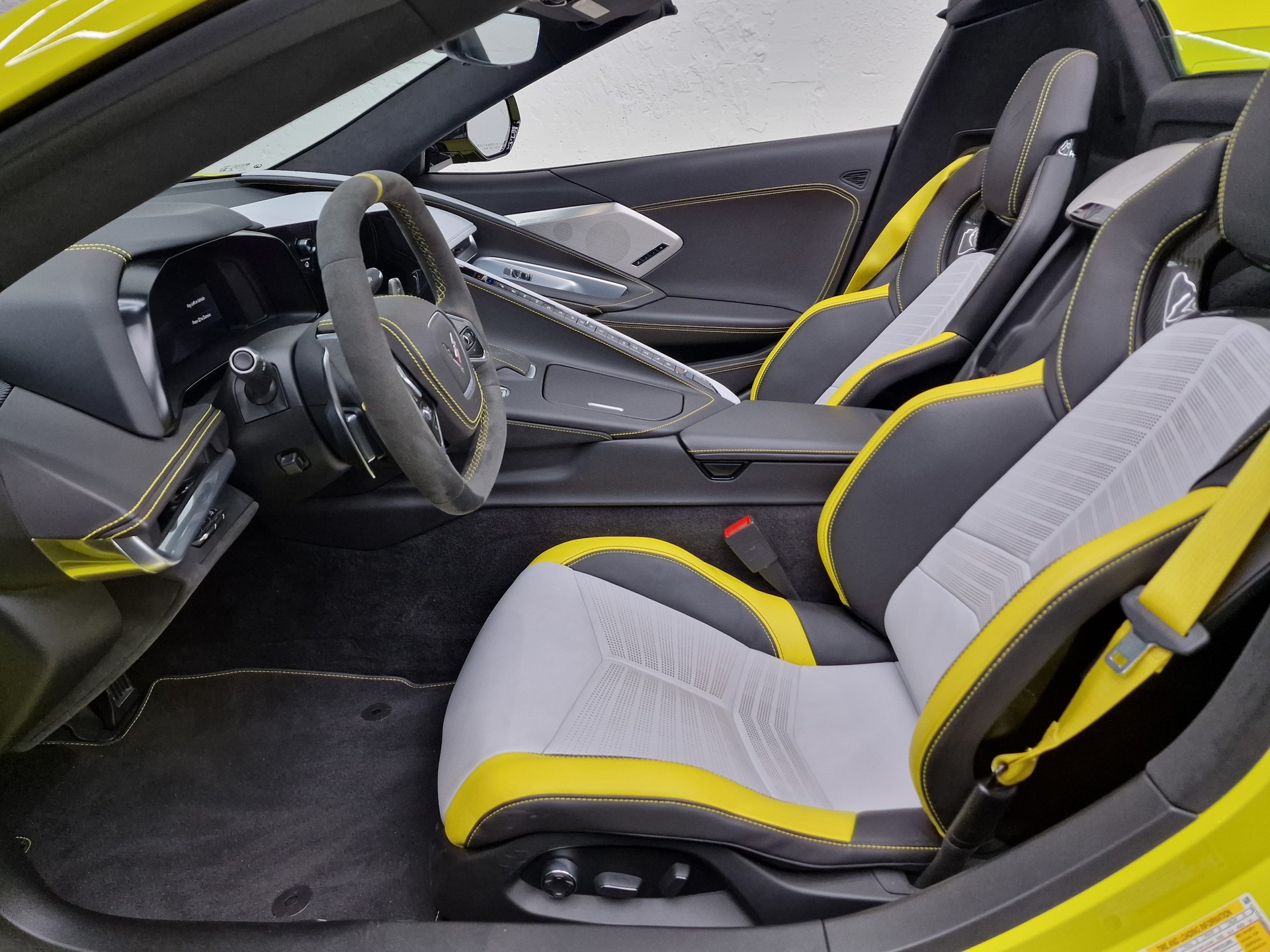 CHEVROLET Corvette C8 Convertible C8.R Edition-image-10