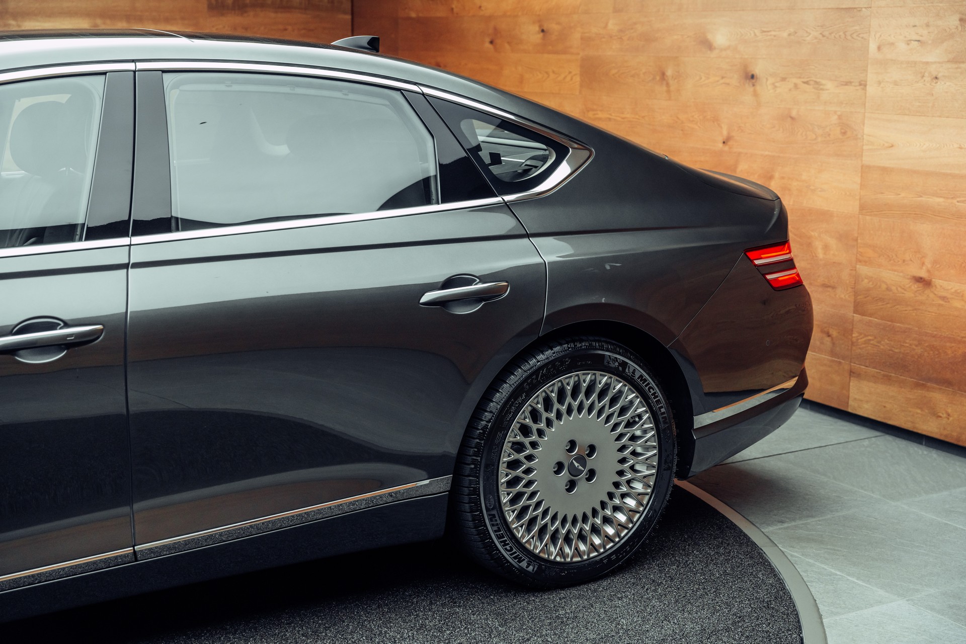GENESIS G80 Electrificed Luxury 87,2kWh AWD-image-18