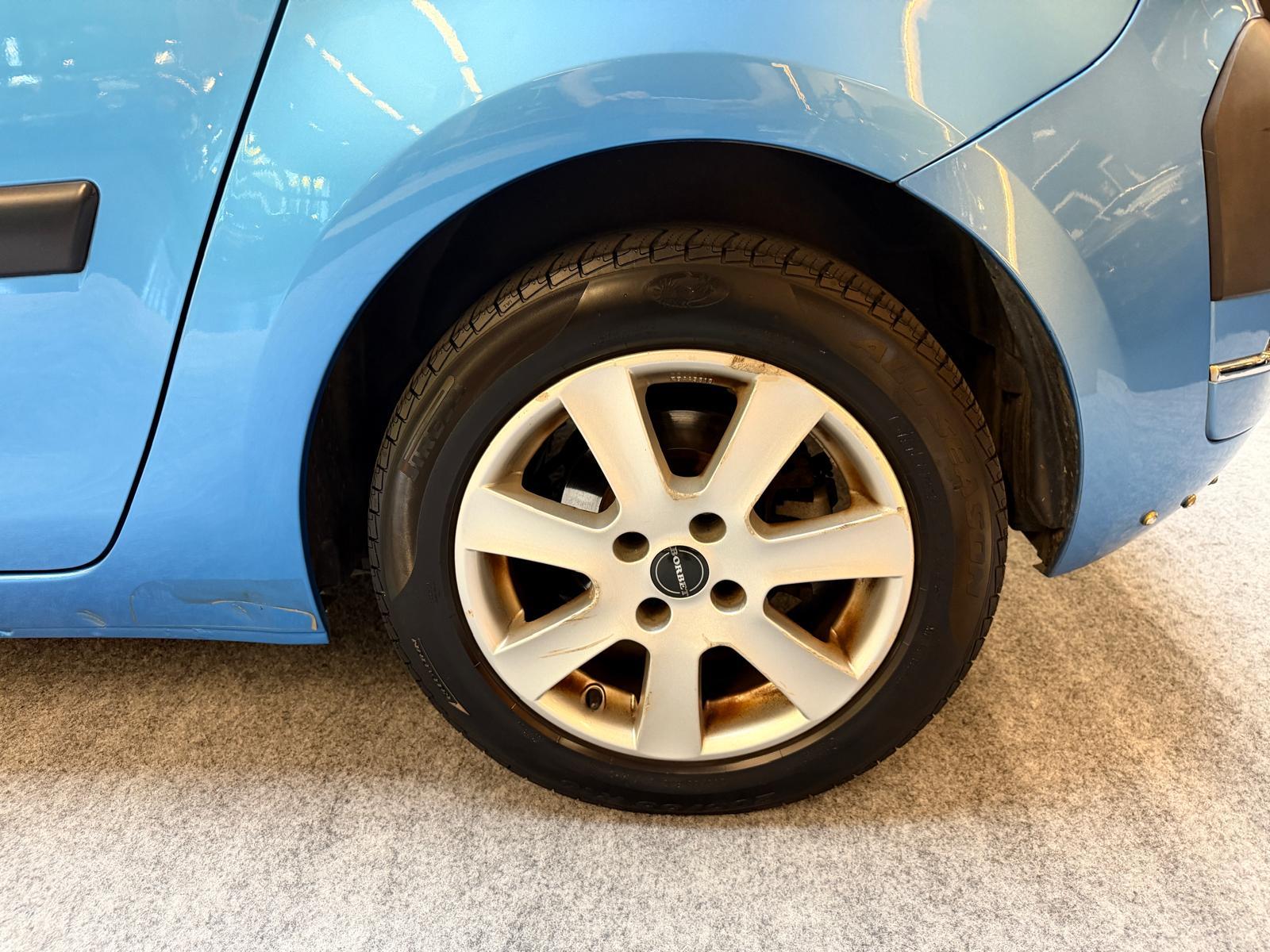 CITROEN C4 Picasso 2.0 HDi Dynamique+-image-10