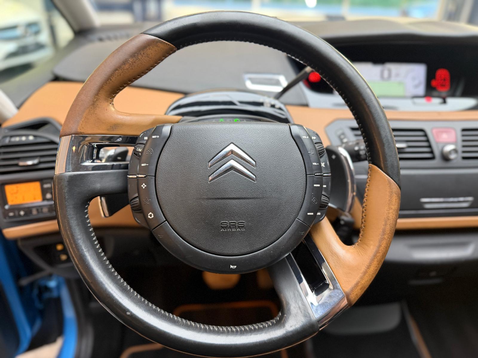 CITROEN C4 Picasso 2.0 HDi Dynamique+-image-12