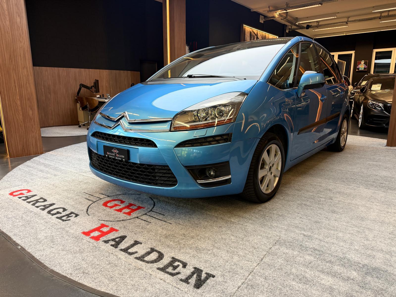 CITROEN C4 Picasso 2.0 HDi Dynamique+-image-3