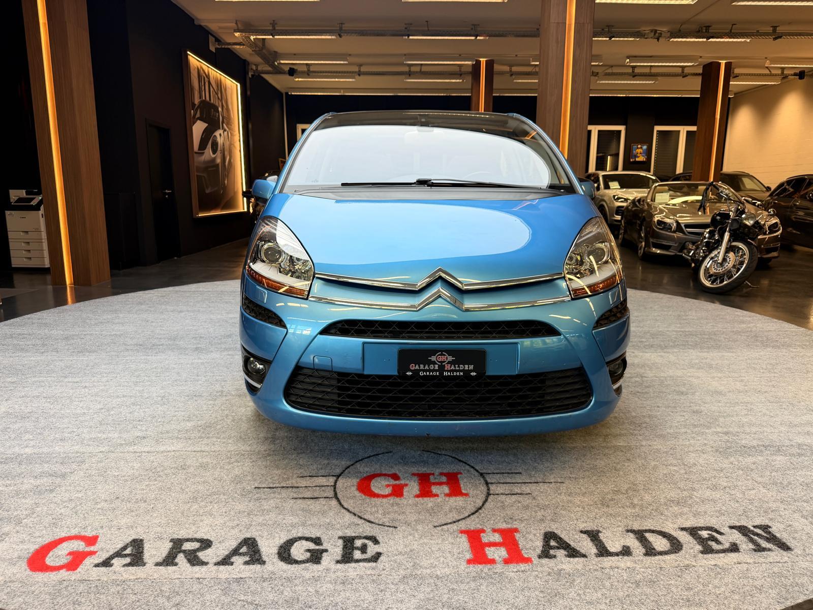 CITROEN C4 Picasso 2.0 HDi Dynamique+-image-2