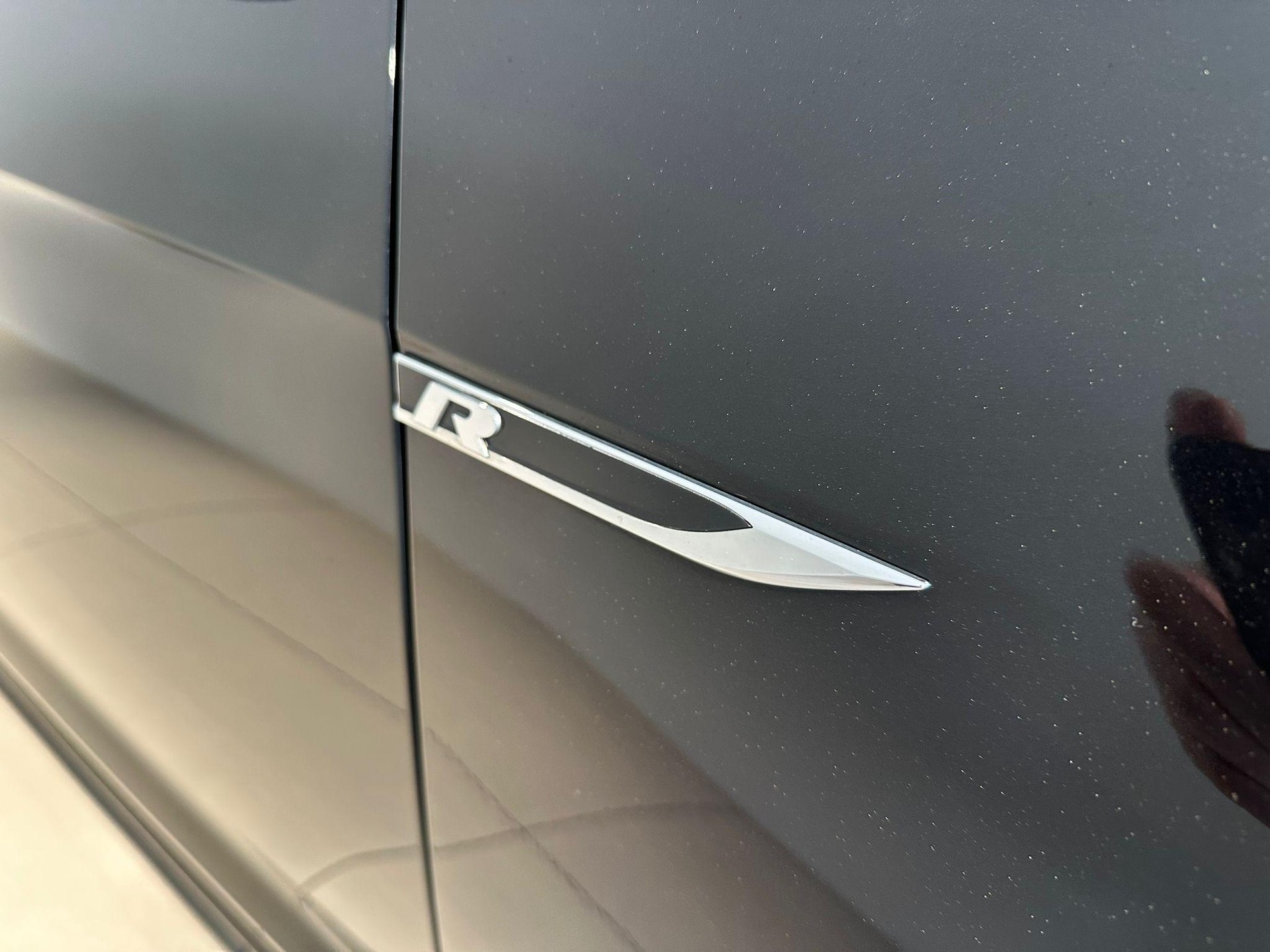 VW Golf VII 2.0 TSI R DSG 4motion-image-16