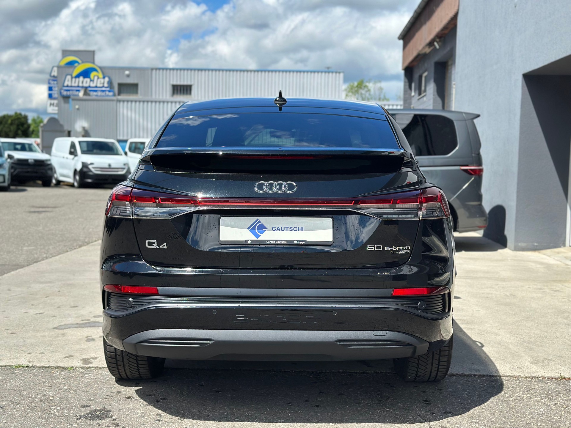 AUDI Q4 Sportback e-tron 50 quattro-image-3