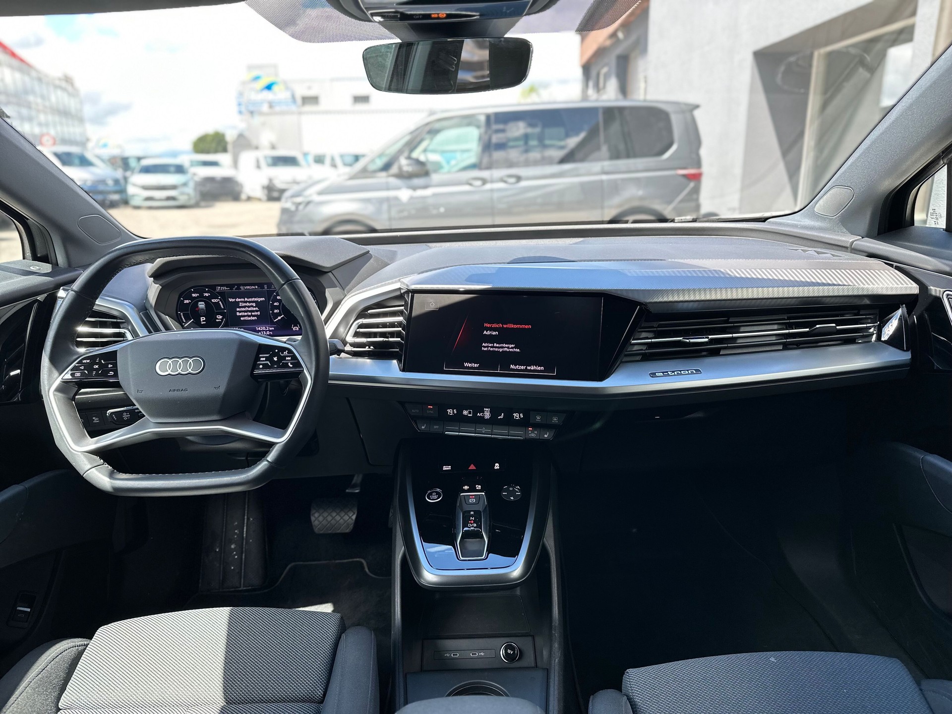 AUDI Q4 Sportback e-tron 50 quattro-image-5