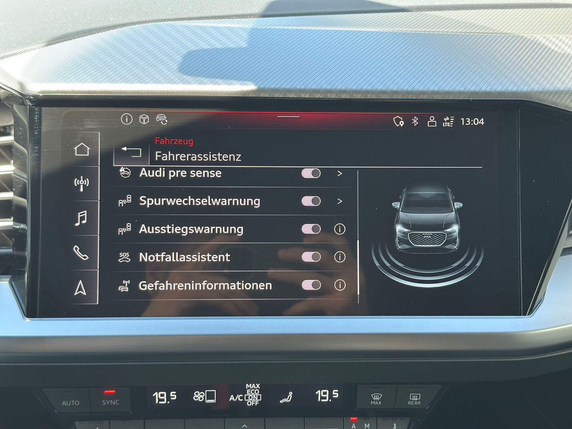 AUDI Q4 Sportback e-tron 50 quattro-image-13
