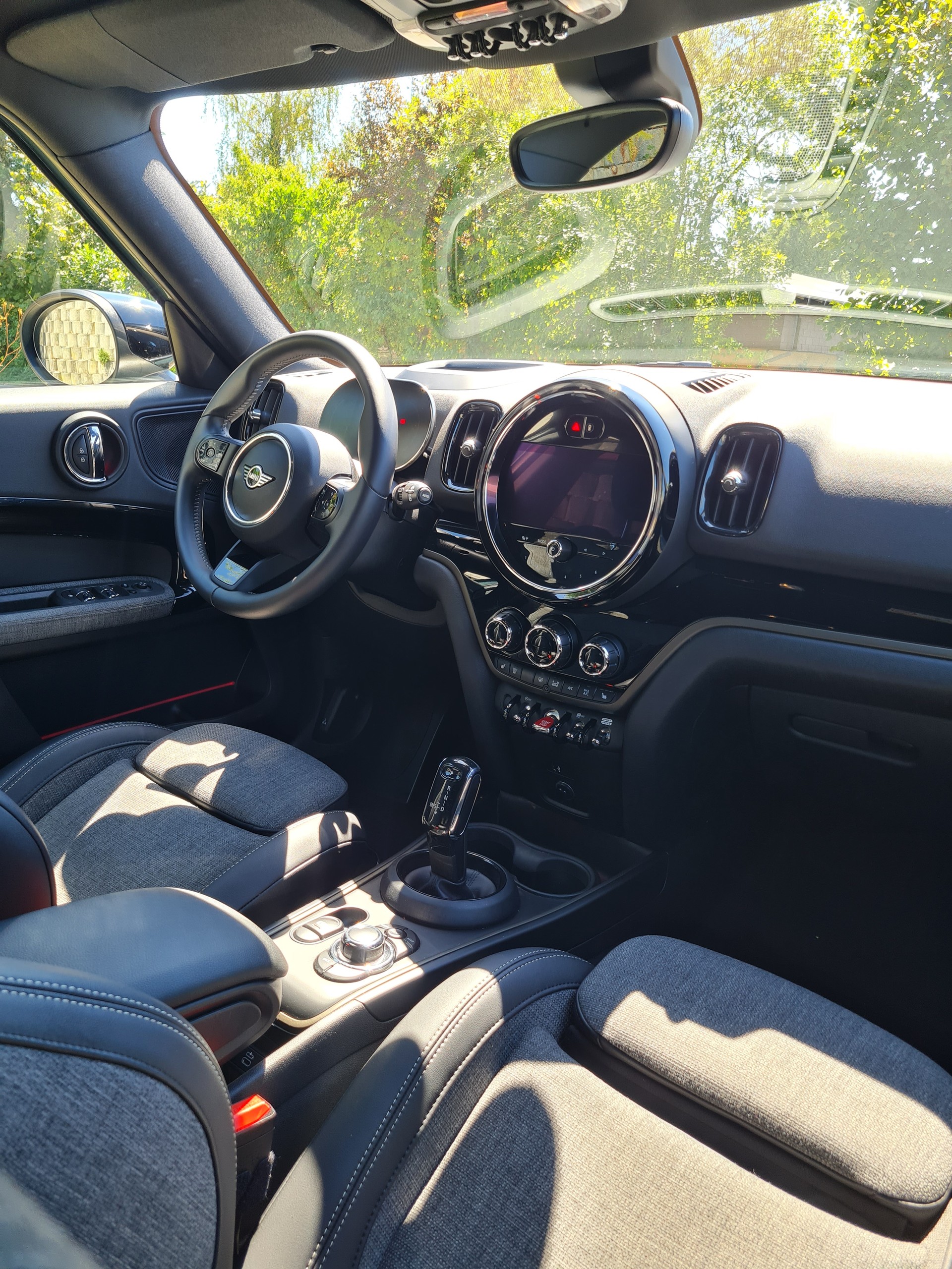 MINI 2.0i Cooper S ALL4-image-4