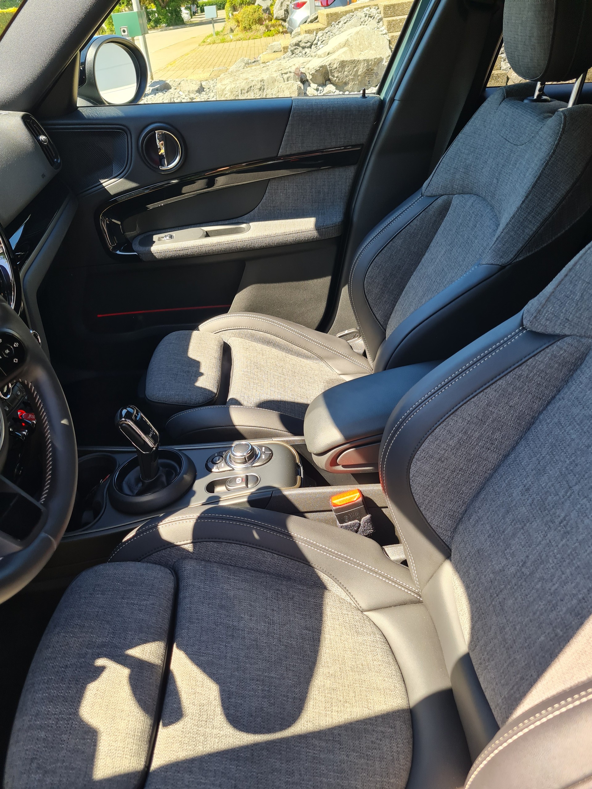 MINI 2.0i Cooper S ALL4-image-7