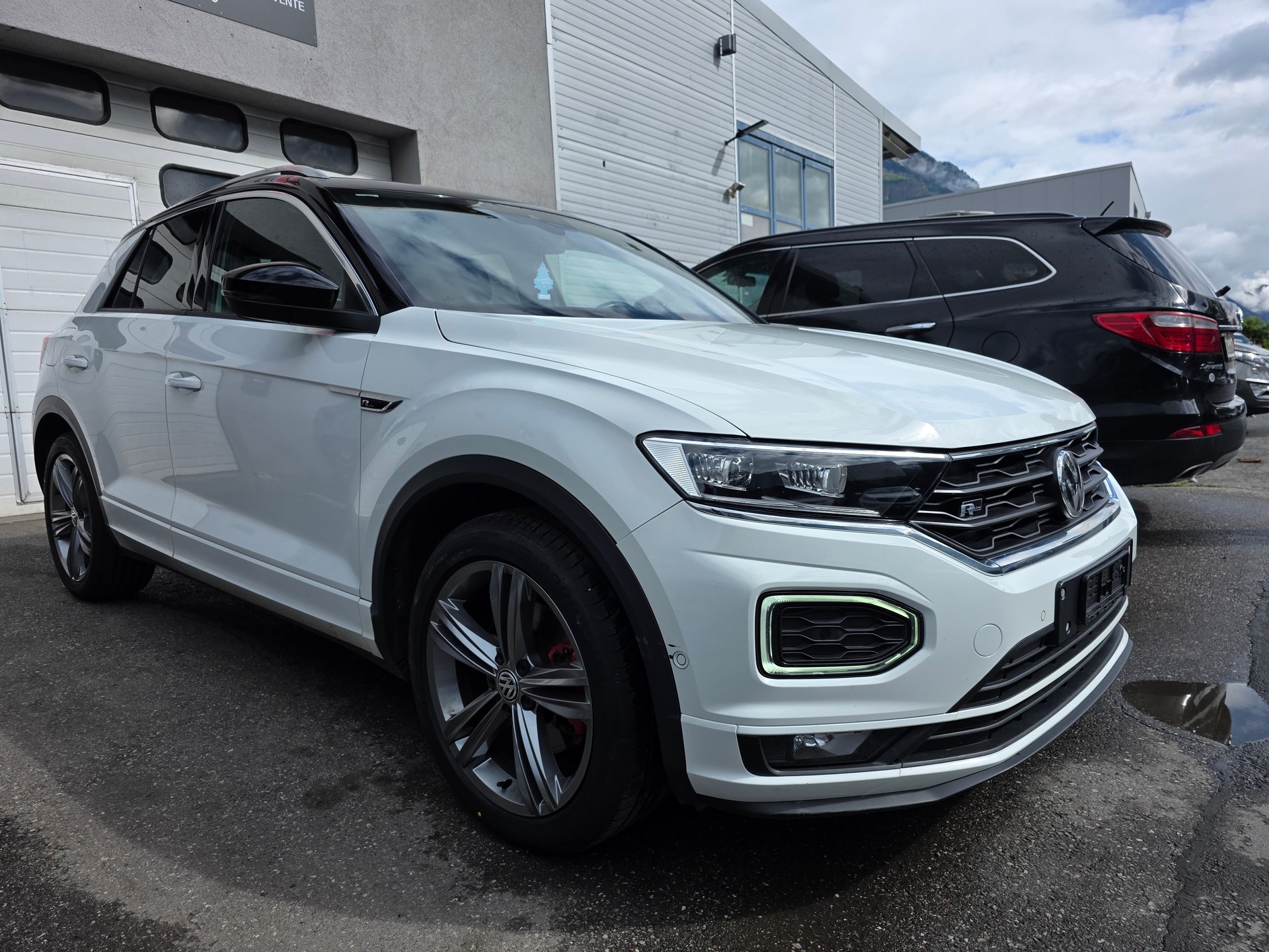 VW T-Roc 2.0 TSI Advance DSG 4Motion-image-5