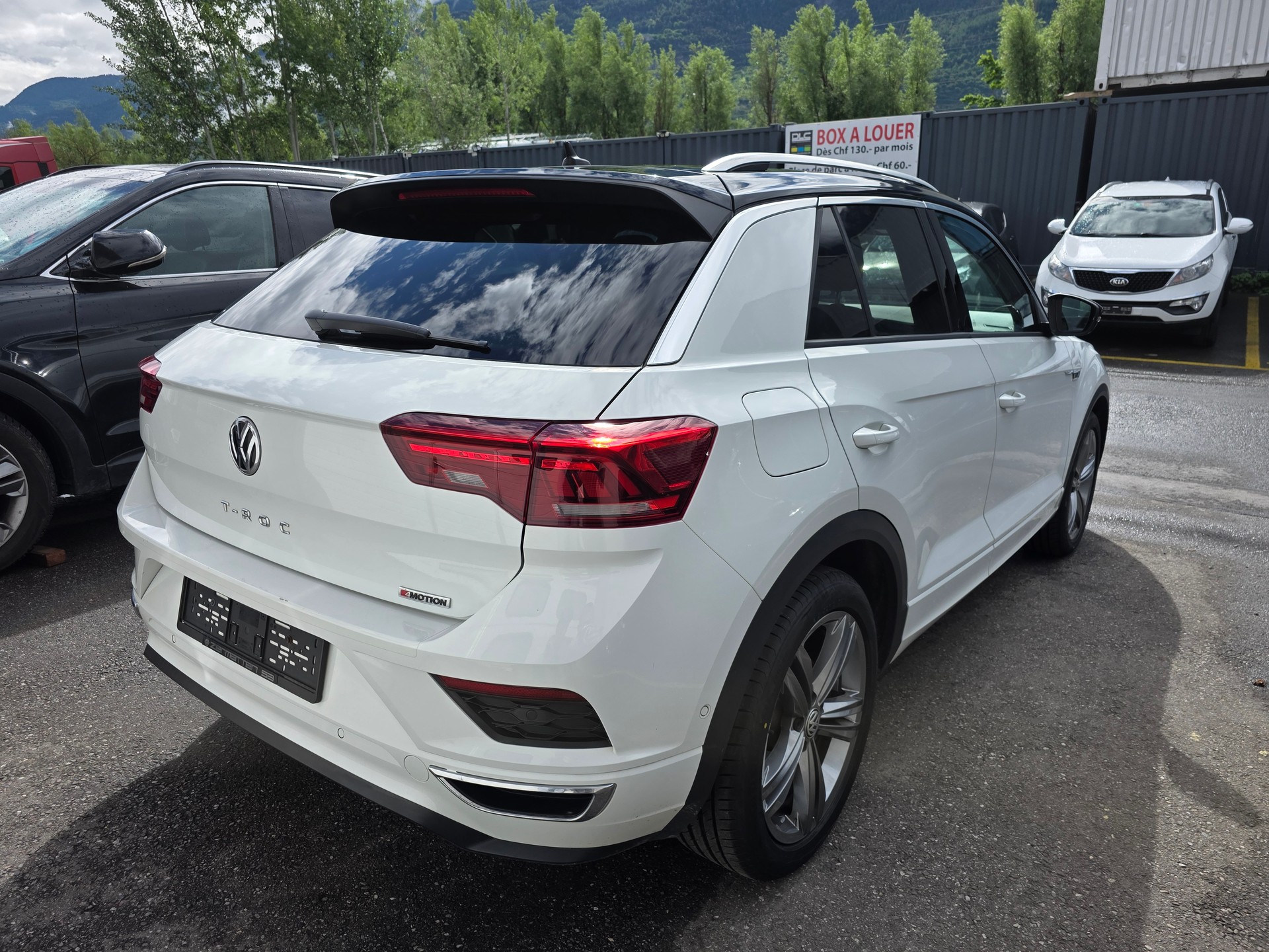 VW T-Roc 2.0 TSI Advance DSG 4Motion-image-4