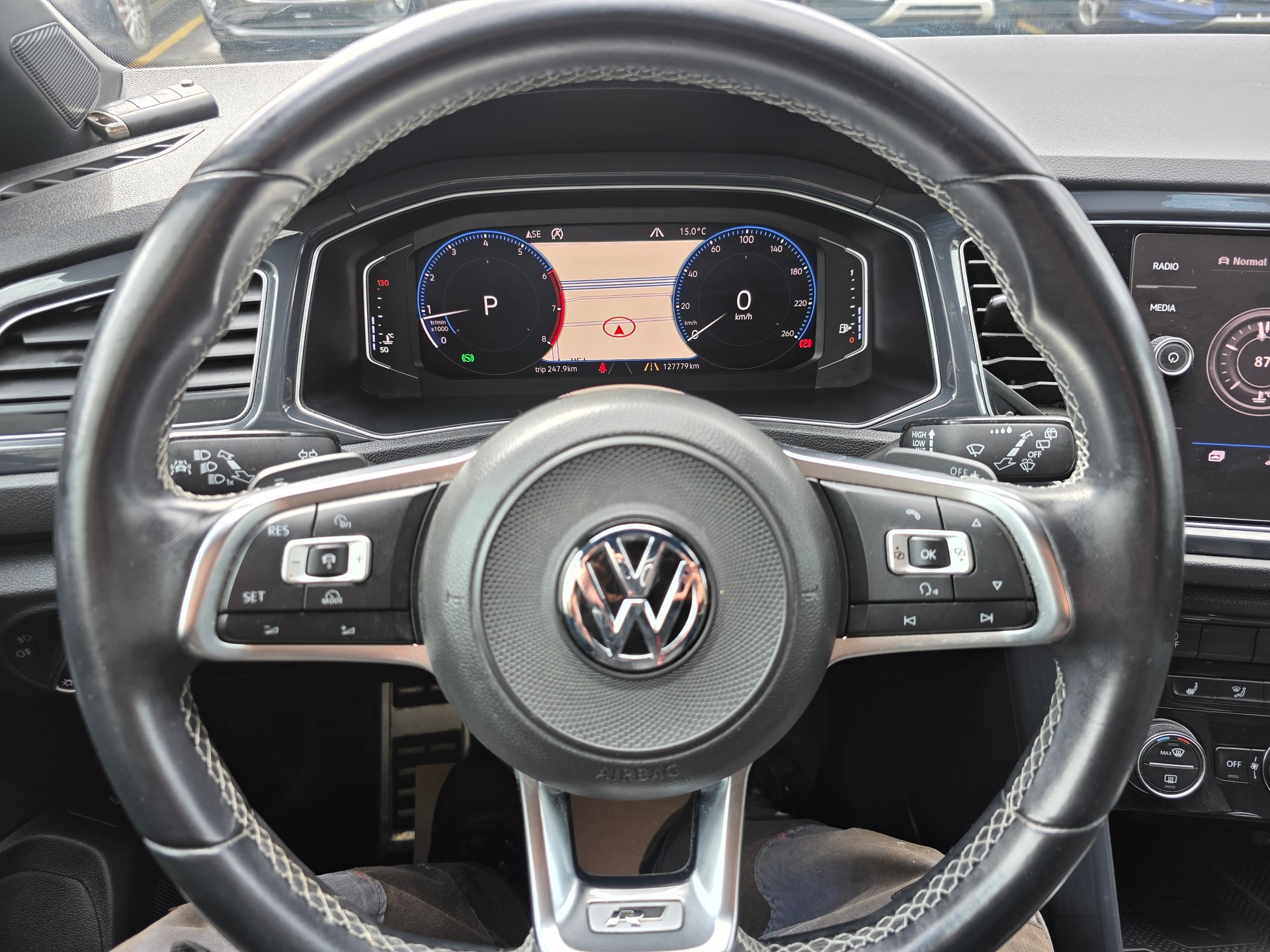 VW T-Roc 2.0 TSI Advance DSG 4Motion-image-11