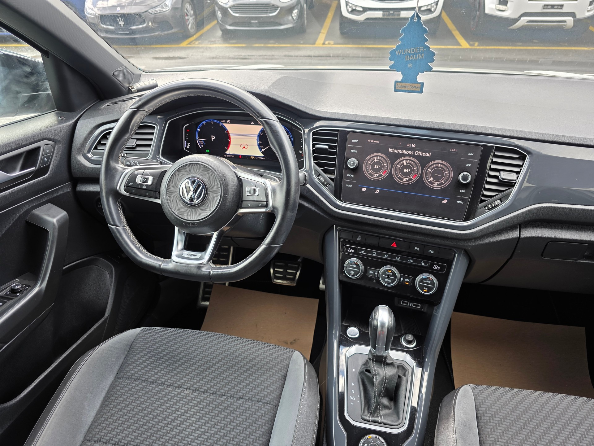 VW T-Roc 2.0 TSI Advance DSG 4Motion-image-9