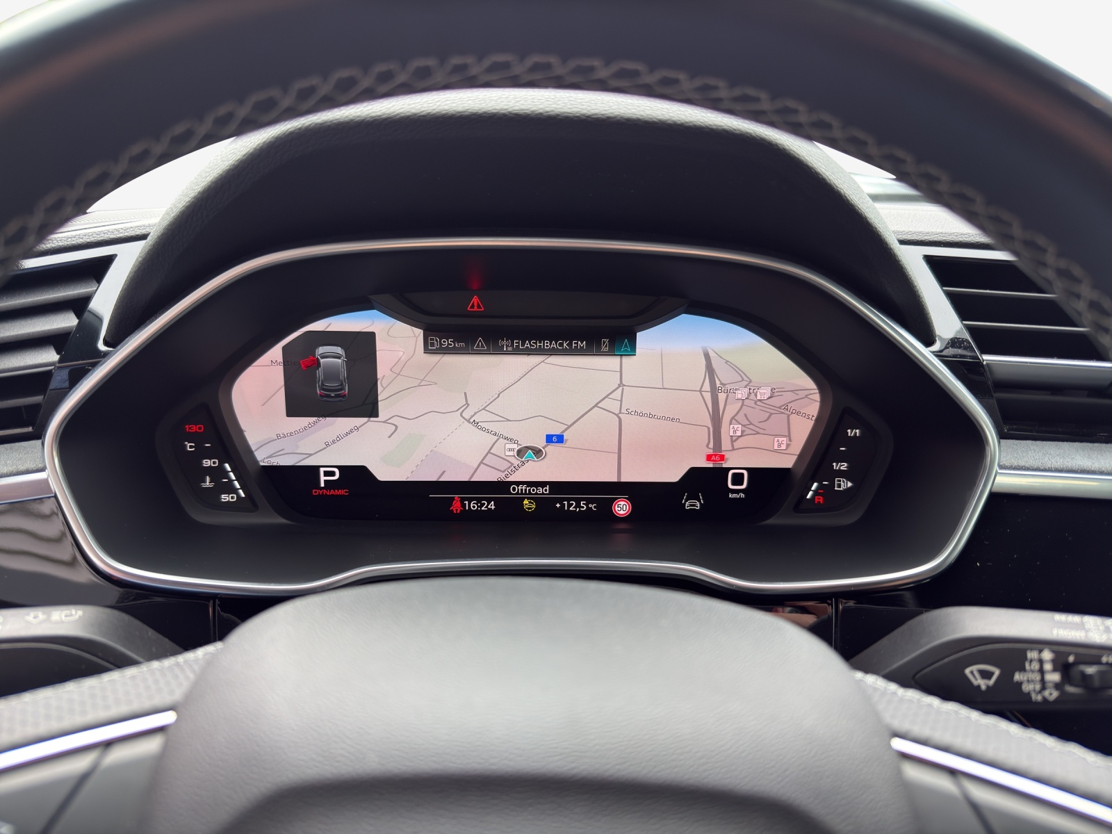 AUDI Q3 35 TFSI S line Attraction S-tronic-image-15