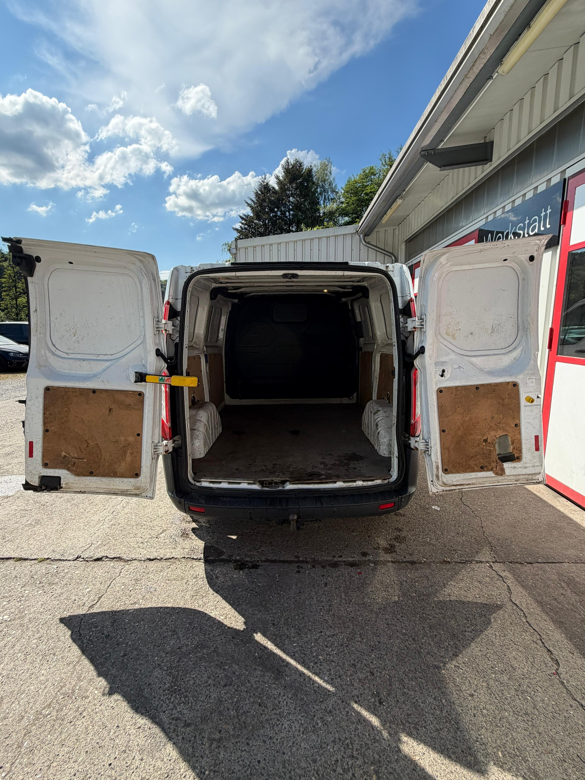 FORD Transit Custom Van 270 L1H1 Trend-image-6
