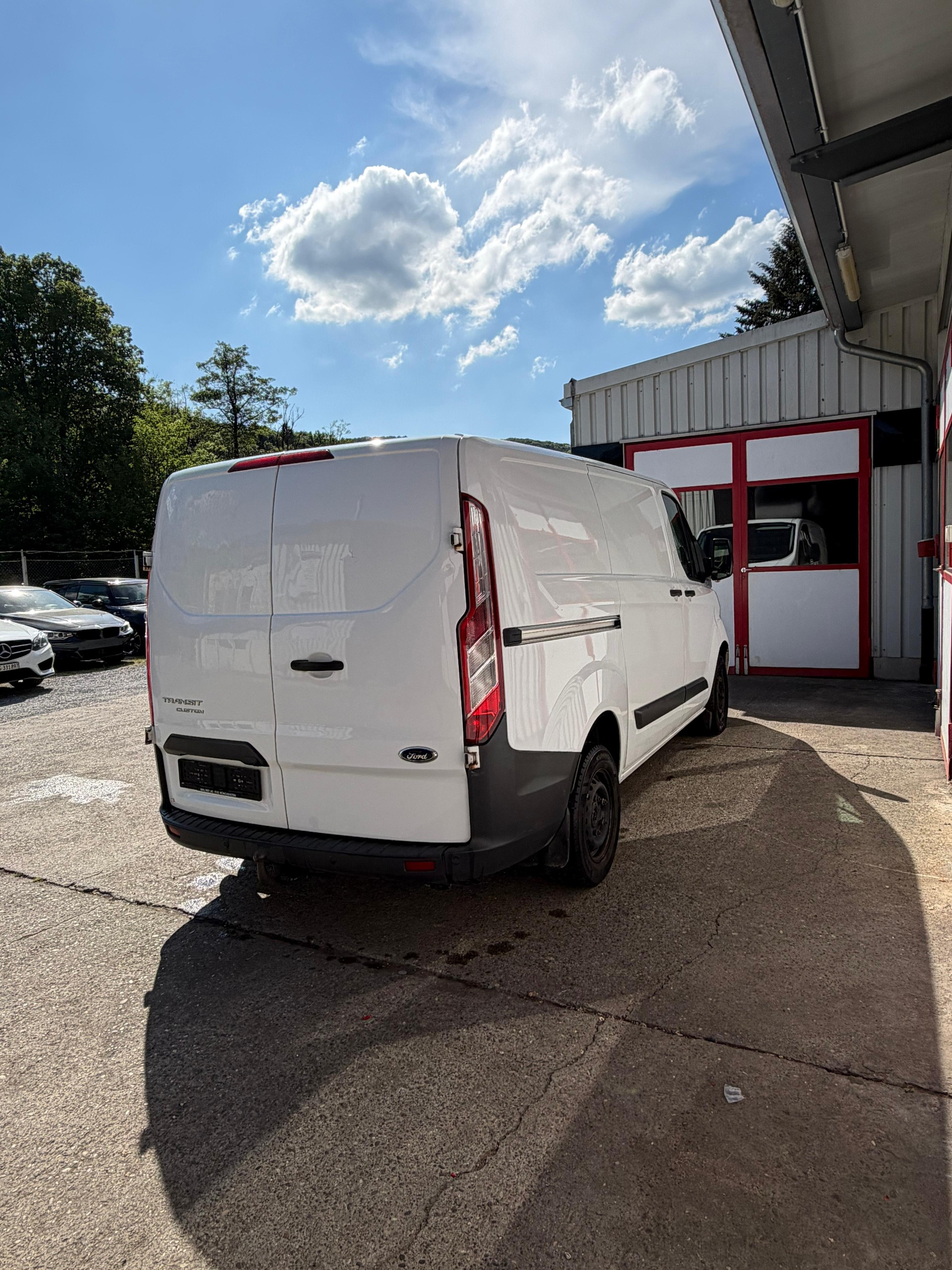 FORD Transit Custom Van 270 L1H1 Trend-image-4