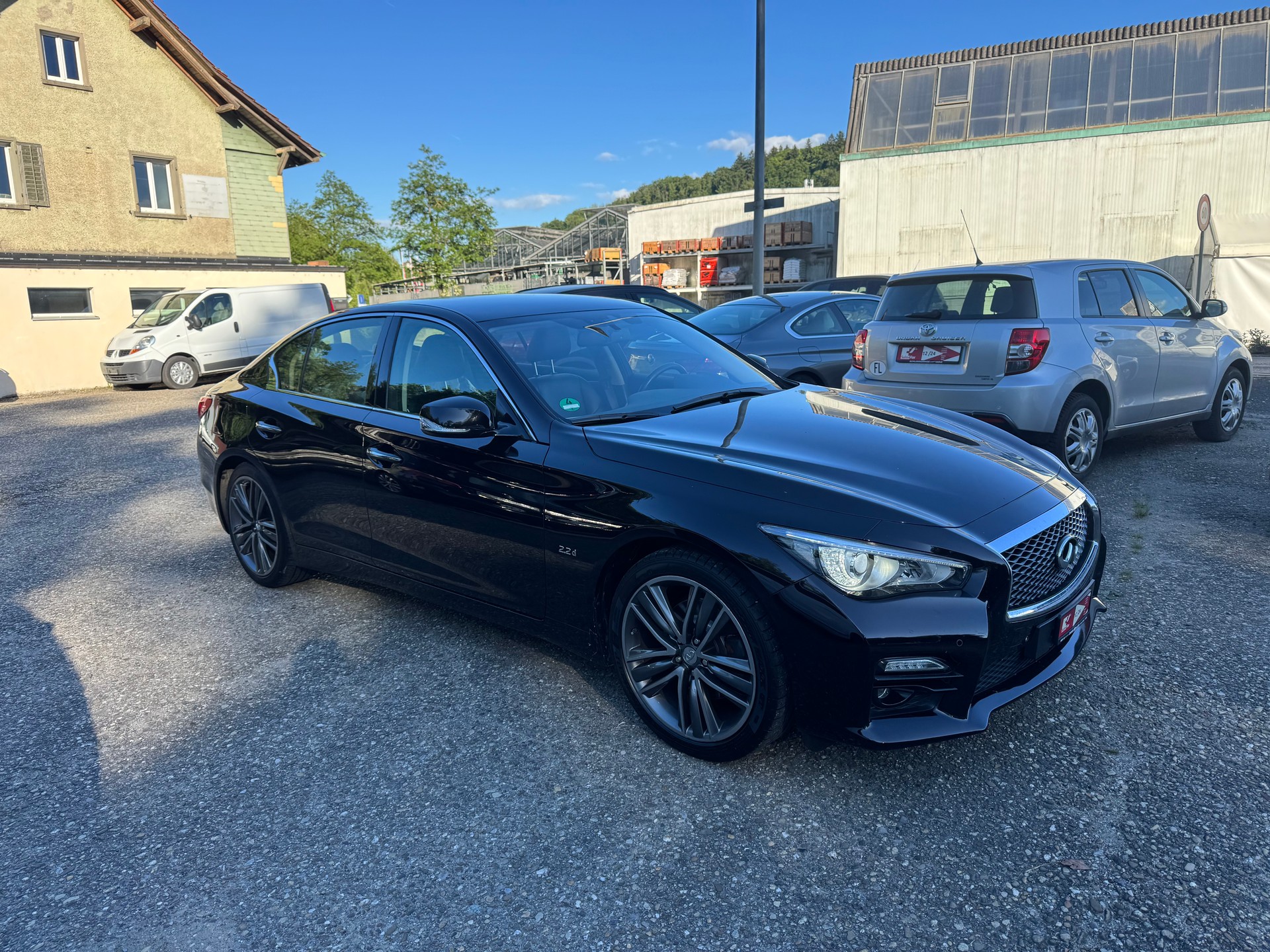 INFINITI Q50 2.2d Executive Automatic-image-3
