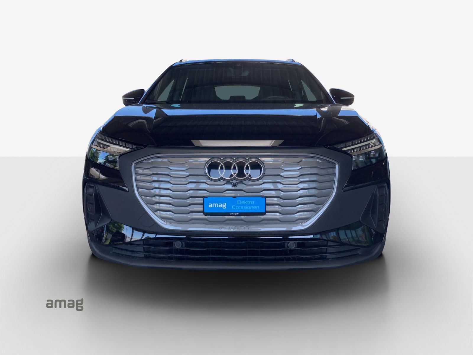 AUDI Q4 e-tron 45 quattro-image-7