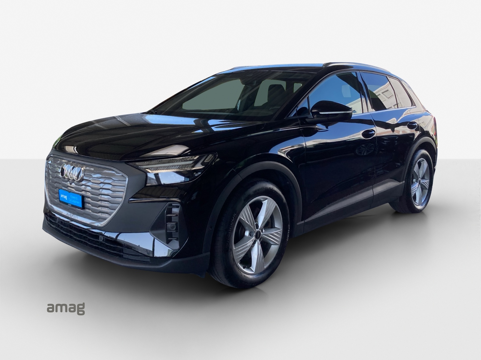 AUDI Q4 e-tron 45 quattro-image-0