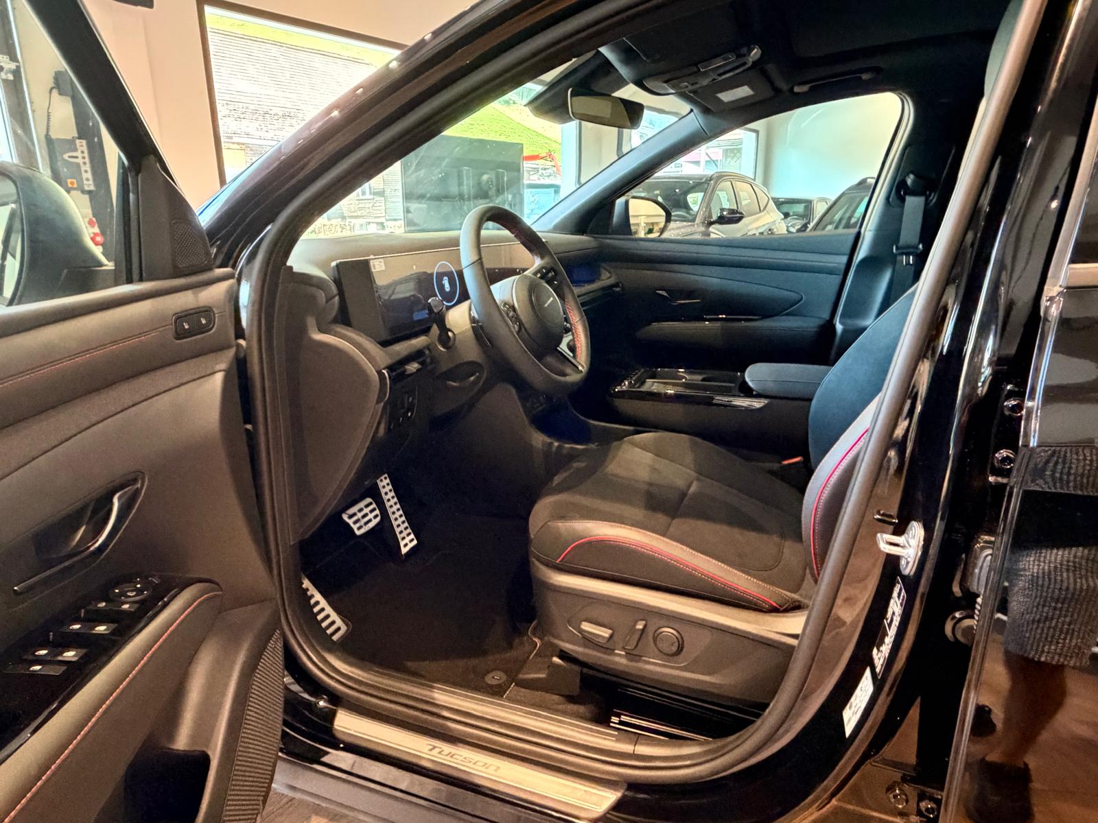 HYUNDAI Tucson 1.6 TGDI PHEV N-Line 4WD Vollausstattung-image-13