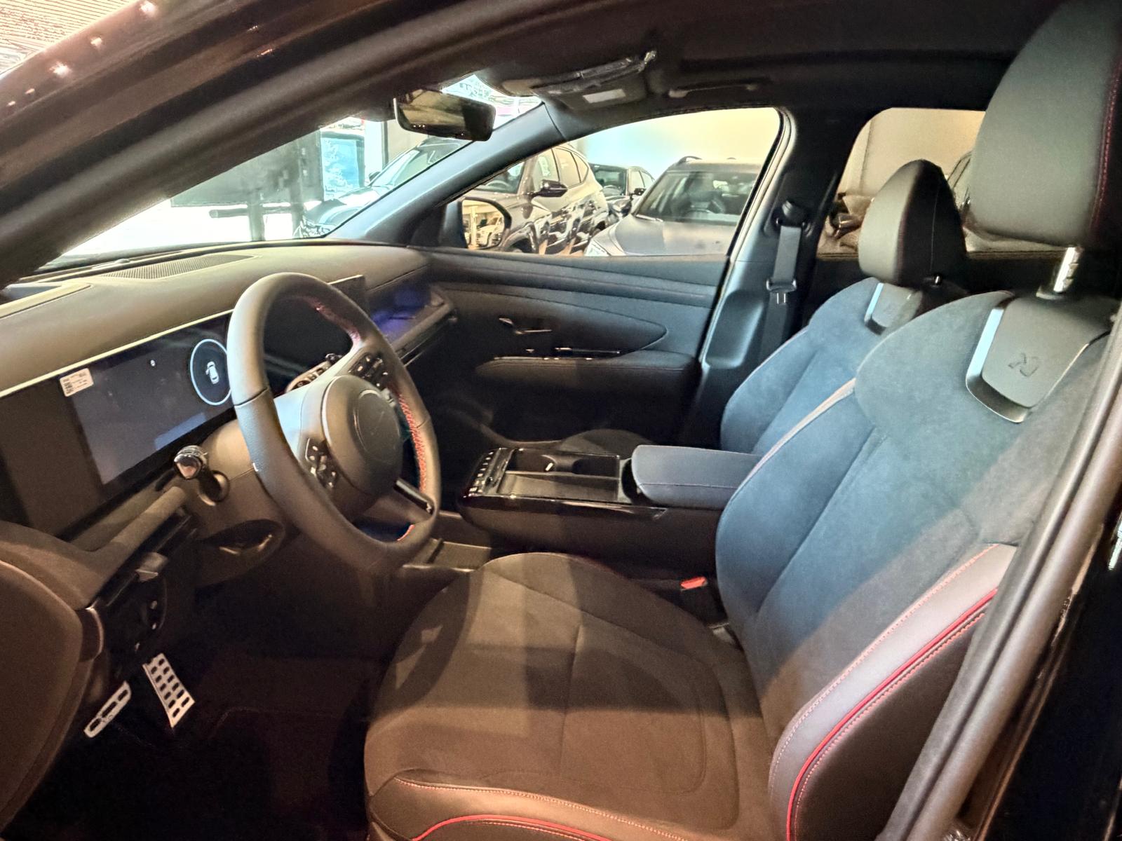 HYUNDAI Tucson 1.6 TGDI PHEV N-Line 4WD Vollausstattung-image-12
