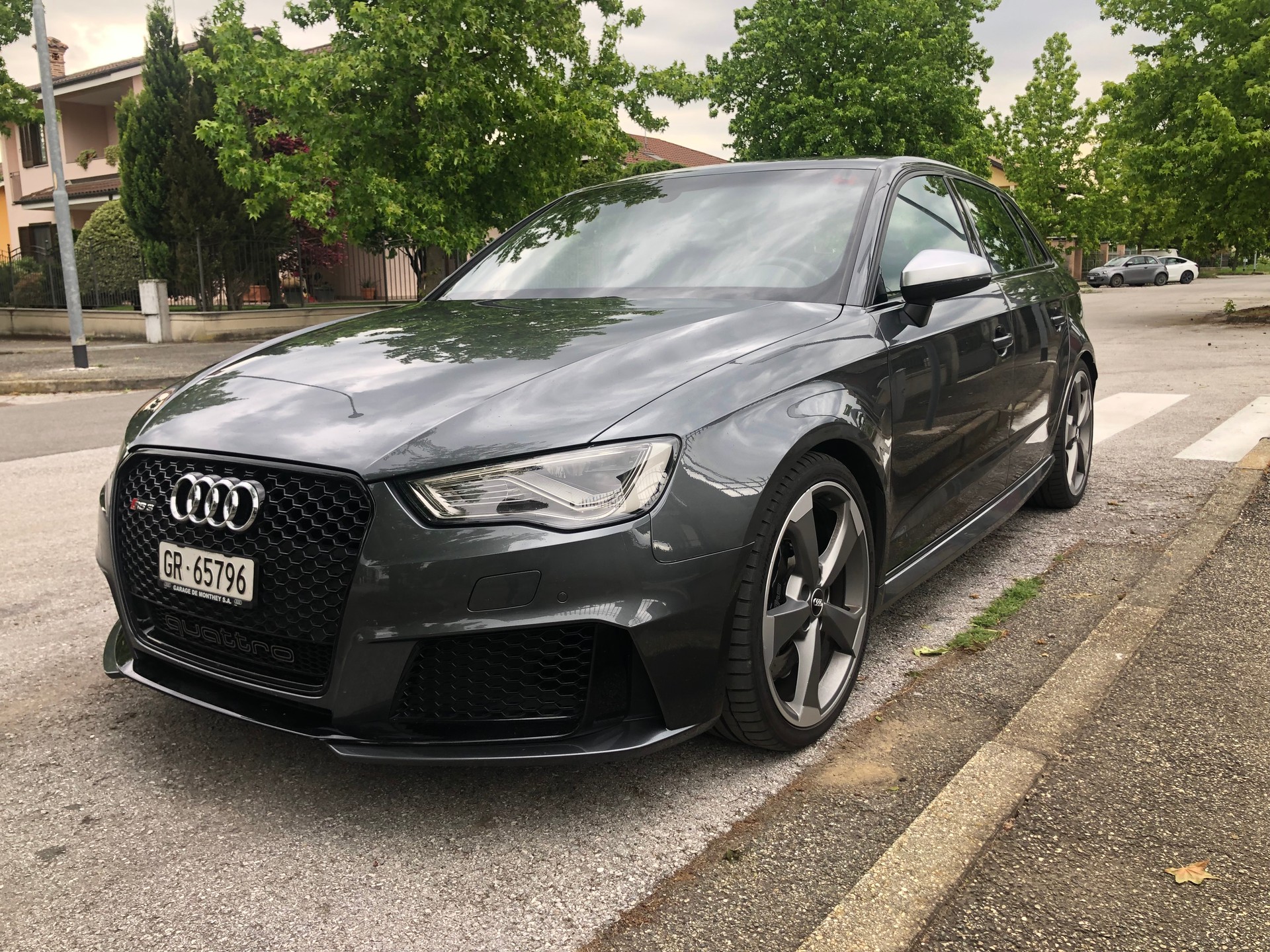 AUDI 2.5 T FSI quattro S-Tronic-image-0