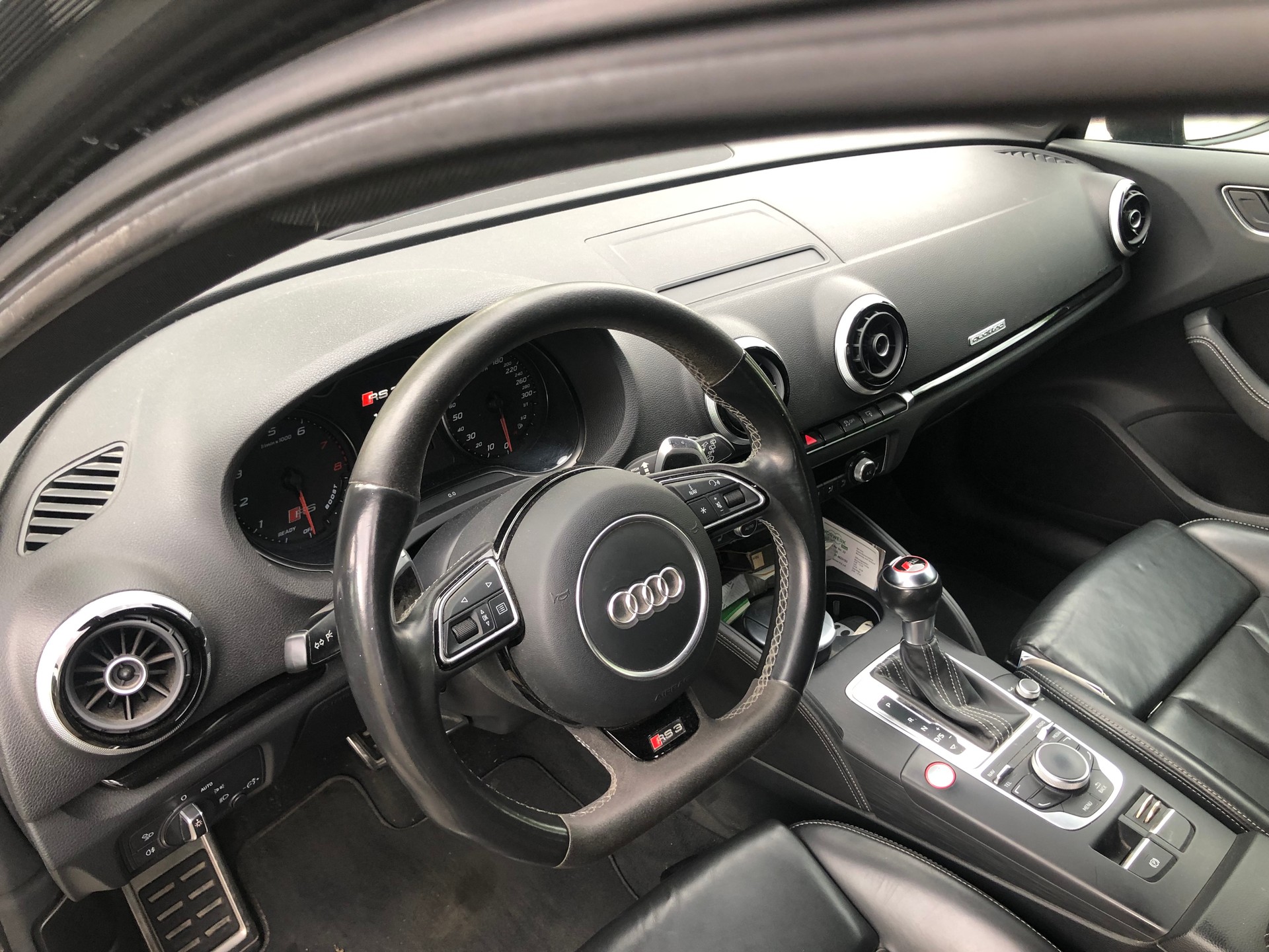 AUDI 2.5 T FSI quattro S-Tronic-image-5