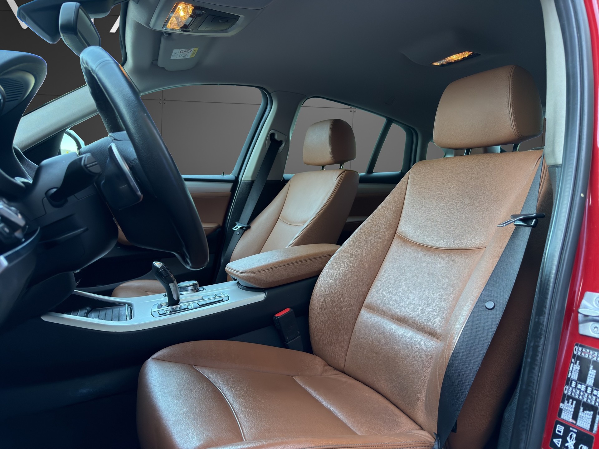 BMW X4 xDrive 20i Steptronic-image-21