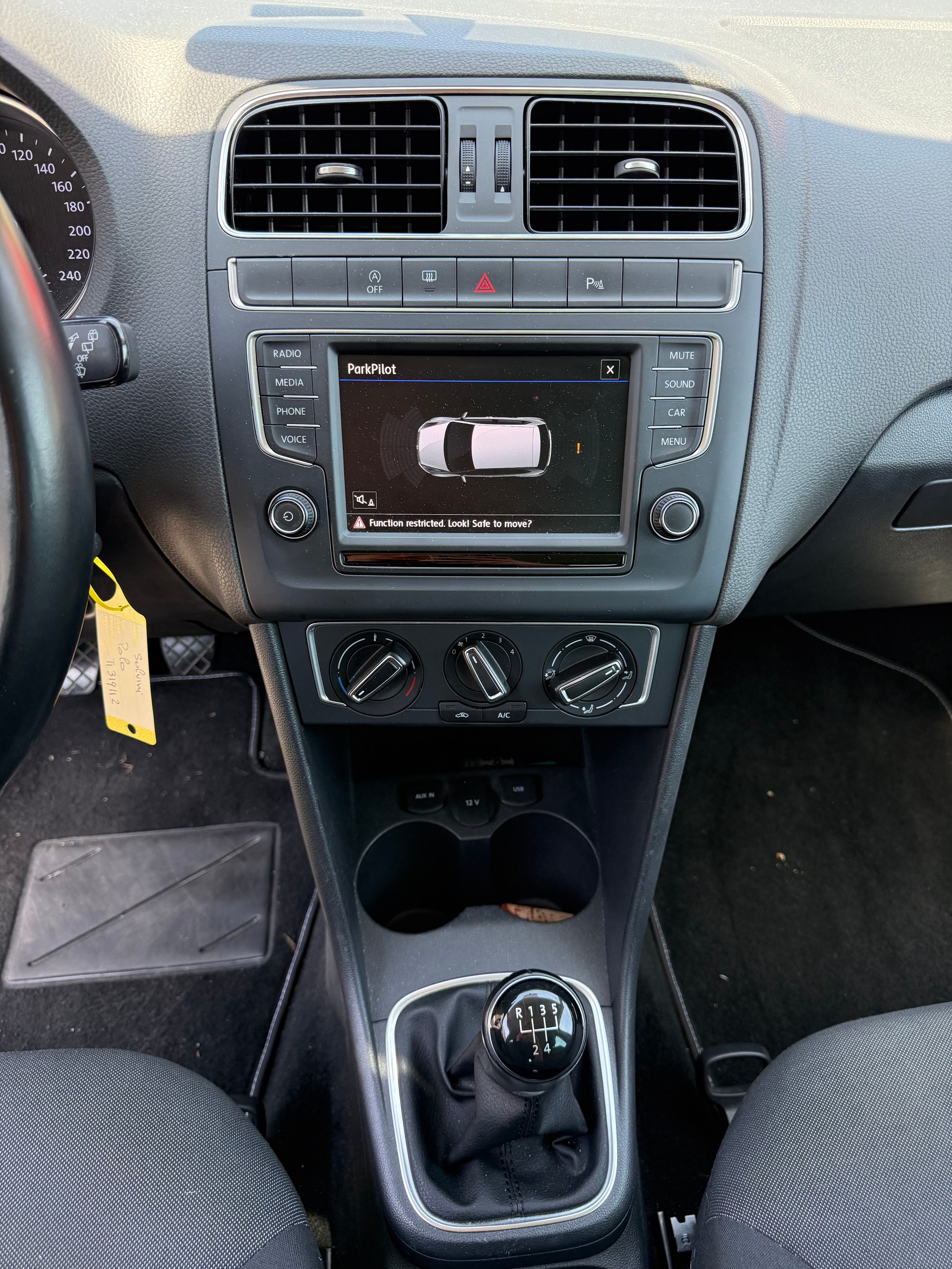 VW Polo 1.4 TDI BMT Comfortline-image-12