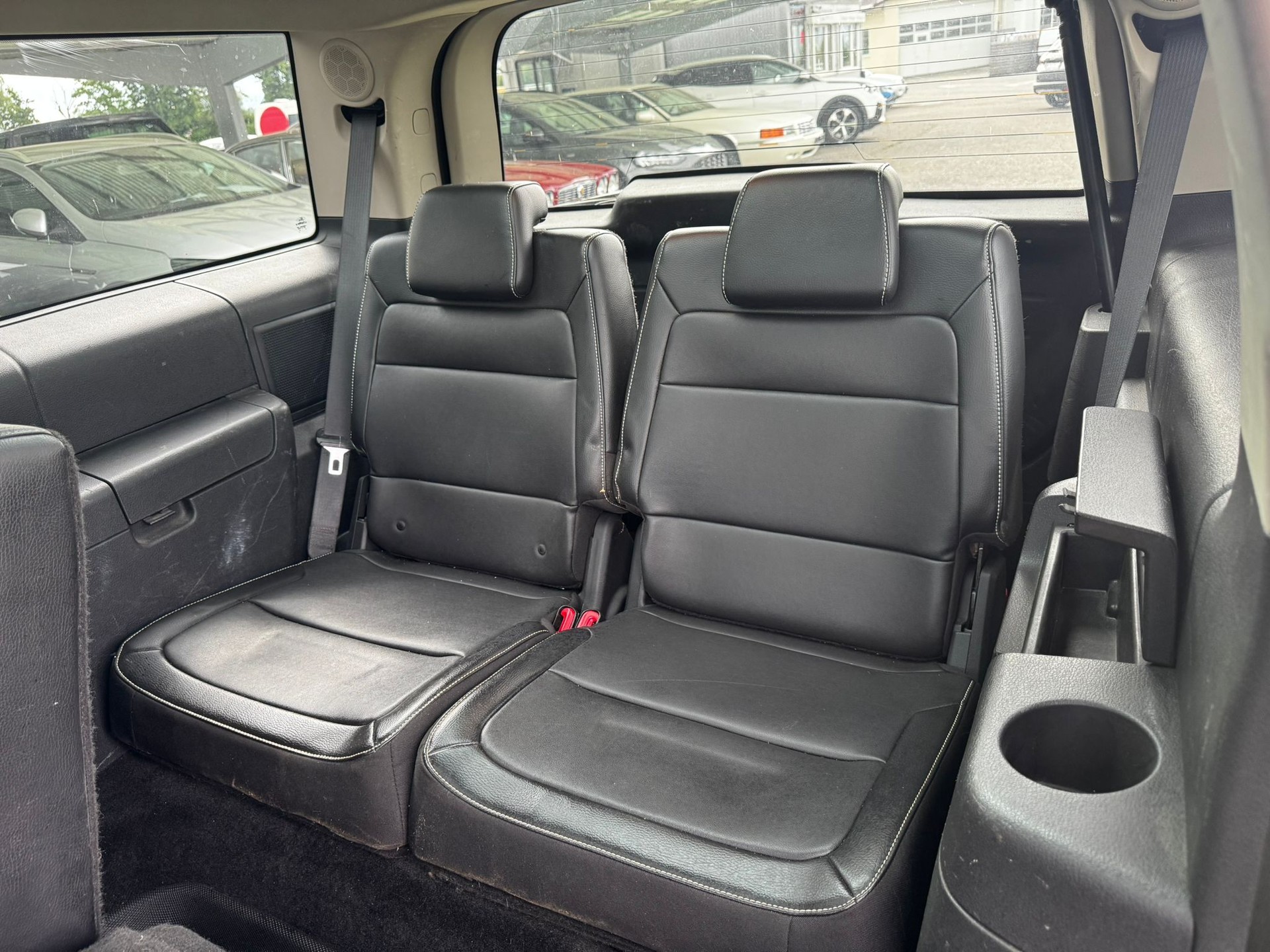 FORD FLEX-image-10