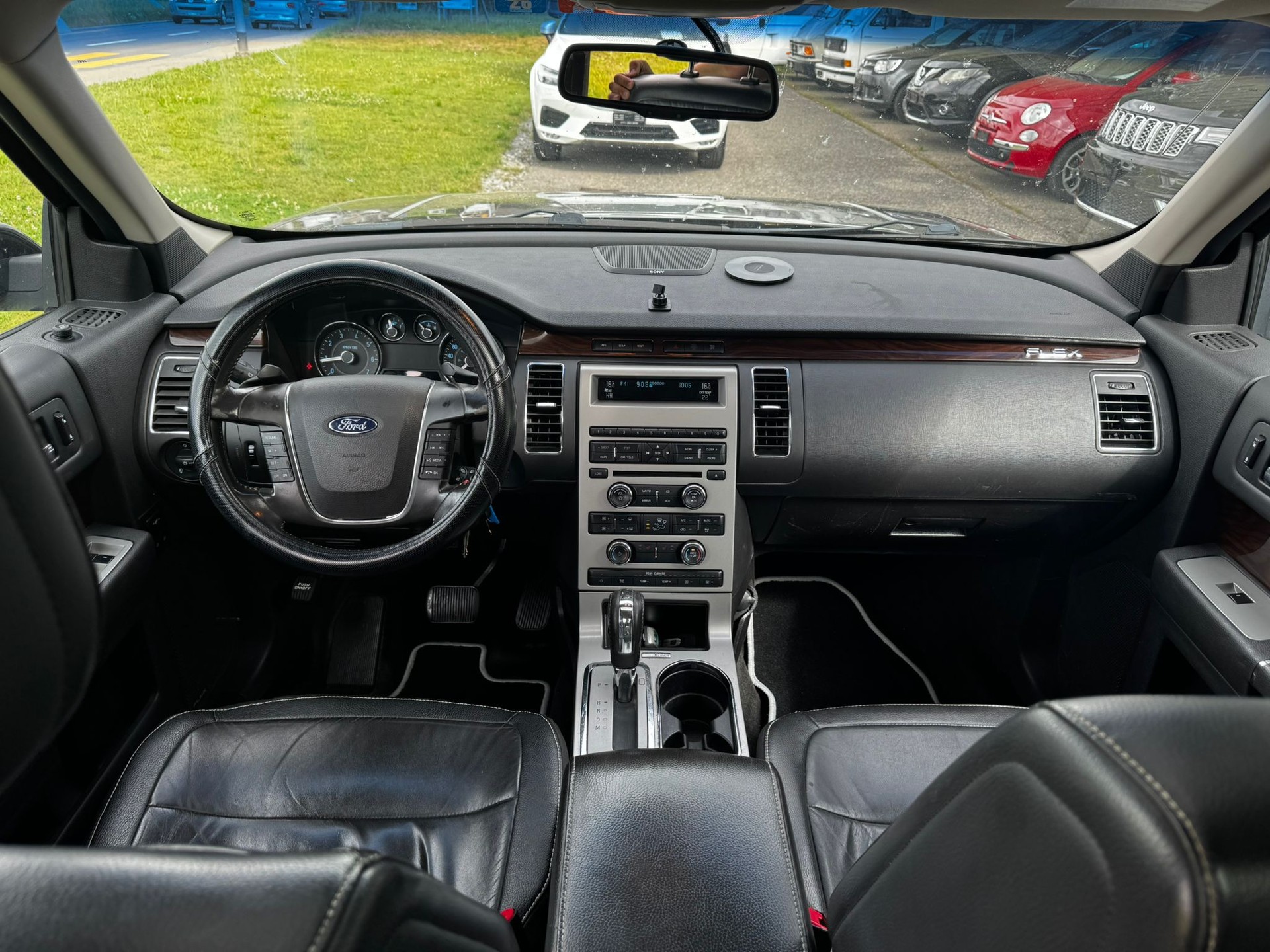 FORD FLEX-image-8