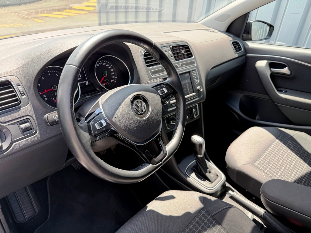 VW Polo 1.2 TSI BMT Comfortline DSG-image-6
