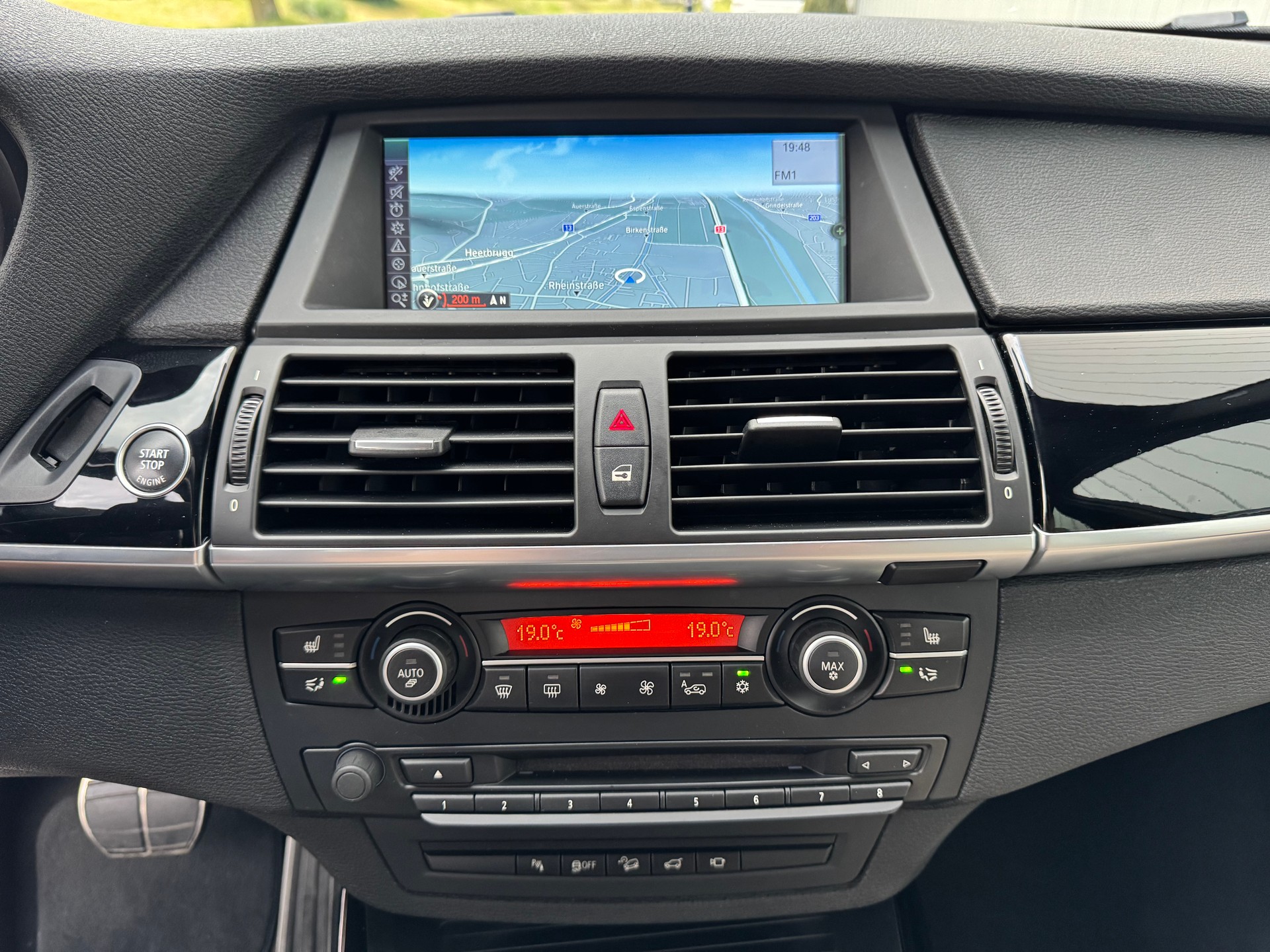BMW X5 xDrive 40d Steptronic-image-10