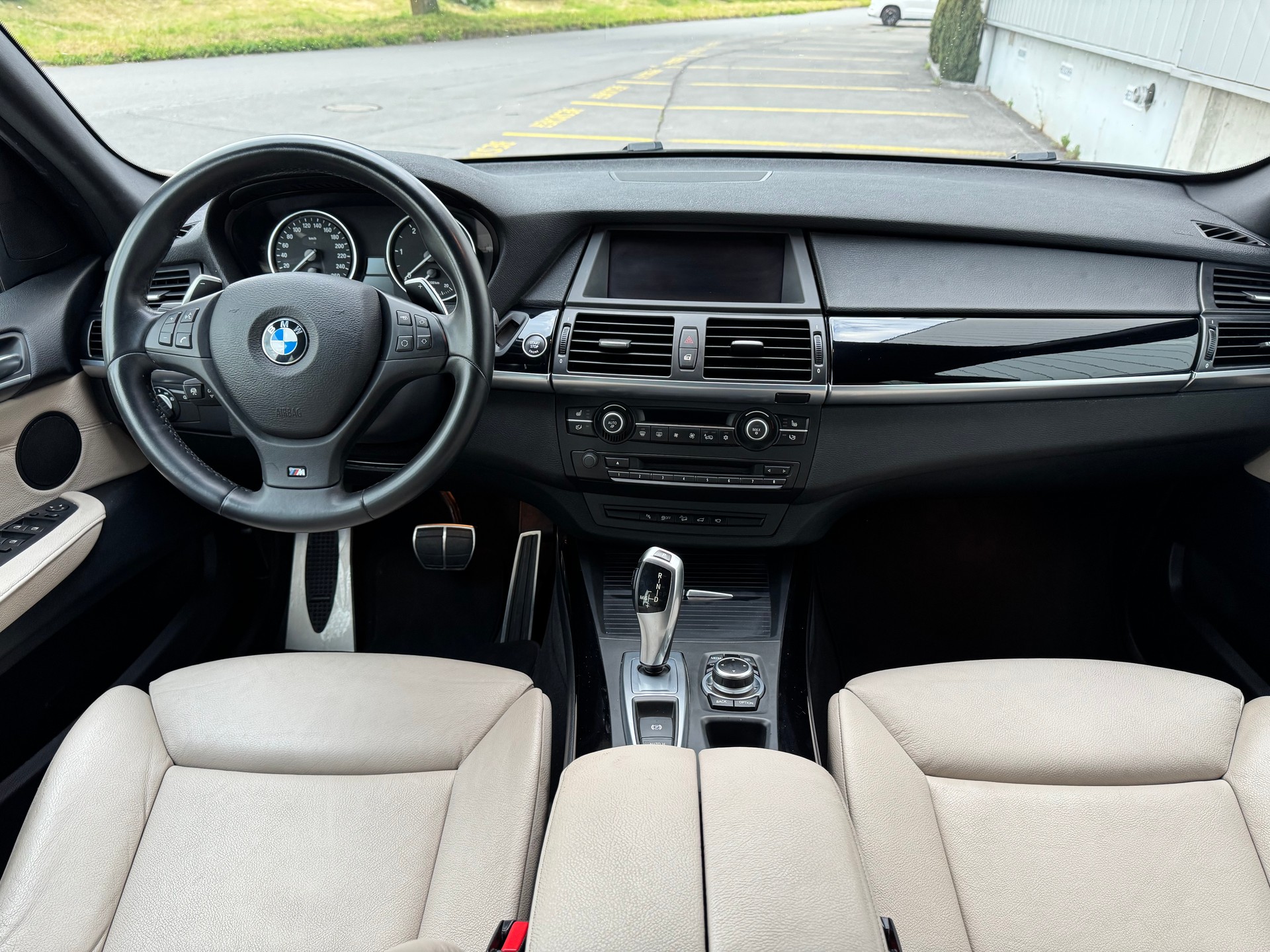 BMW X5 xDrive 40d Steptronic-image-8