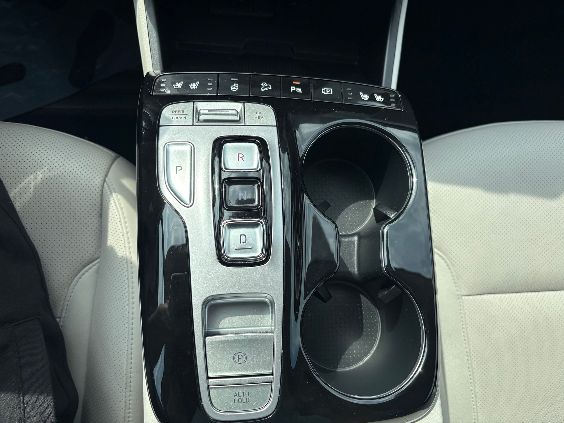 HYUNDAI Tucson 1.6 TGDI PHEV Vertex 4WD-image-13