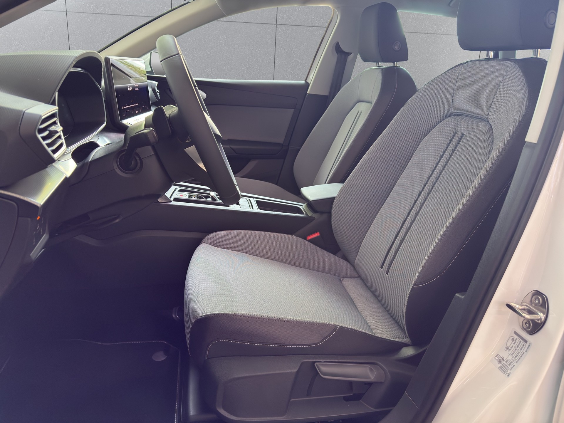 SEAT Leon ST 1.5 eTSI mHEV DSG Style-image-10