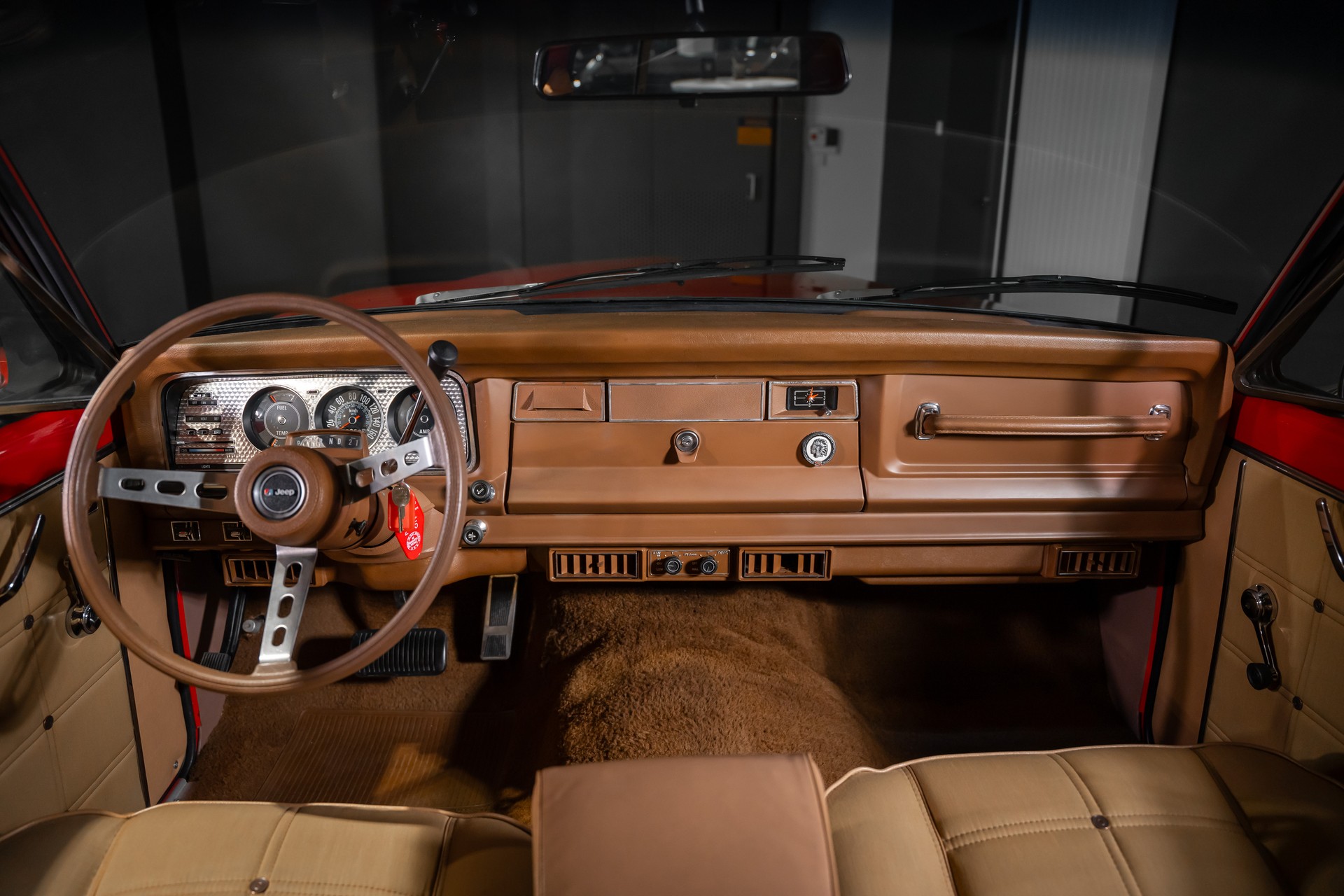 JEEP Cherokee 5.9 V8 Chief-image-16