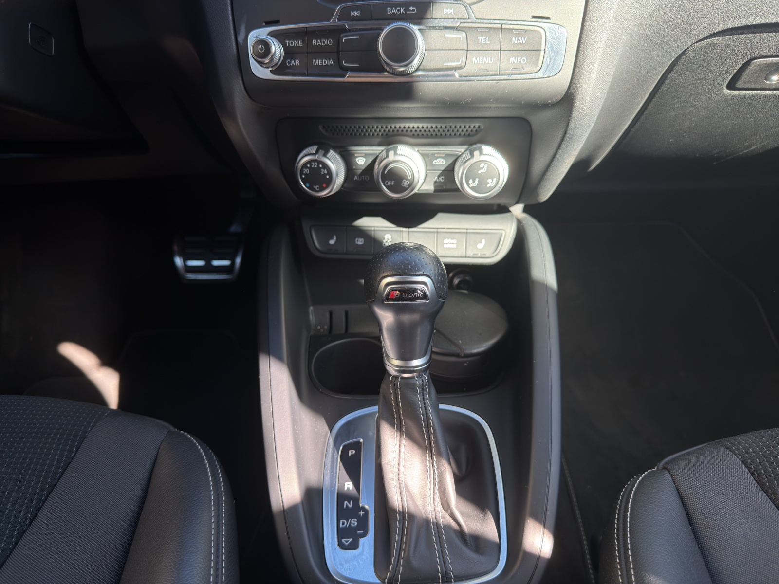 AUDI A1 Sportback 1.4 TFSI Sport S-Tronic-image-17