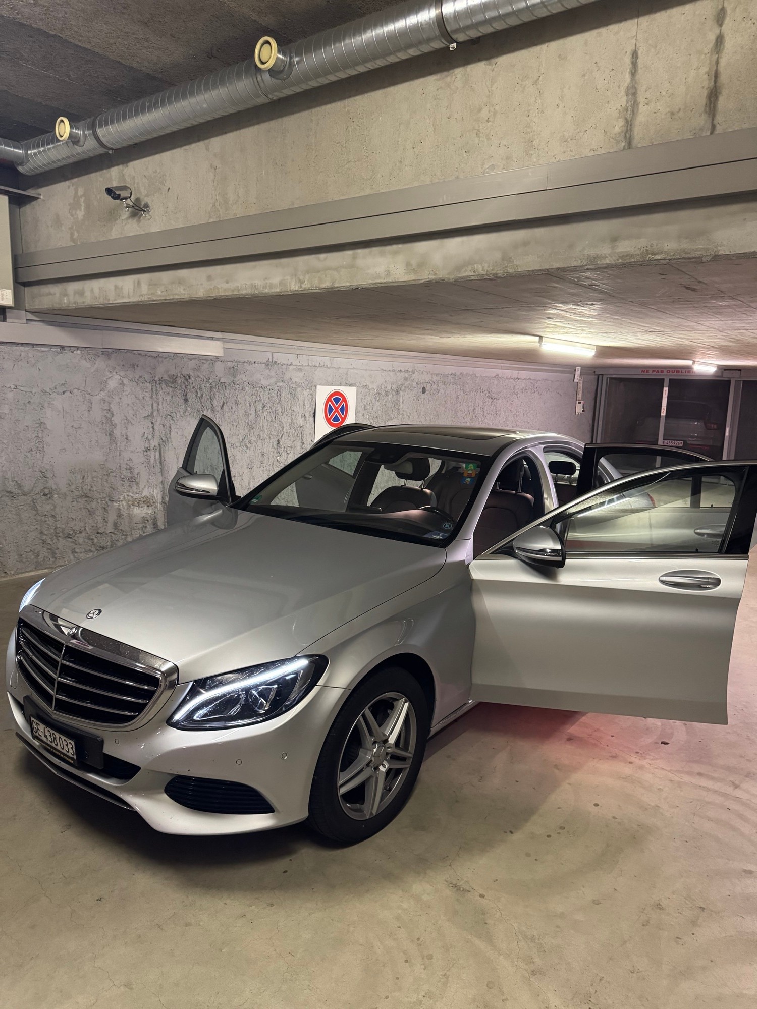 MERCEDES-BENZ C 220 d-image-5