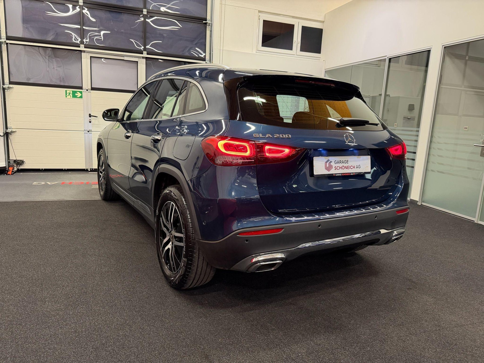 MERCEDES-BENZ GLA 200 Progressive-image-6