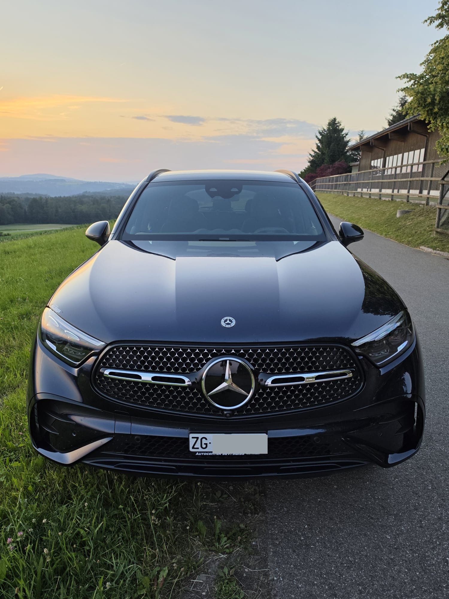 MERCEDES-BENZ GLC 400 e Avantgarde 4matic-image-3