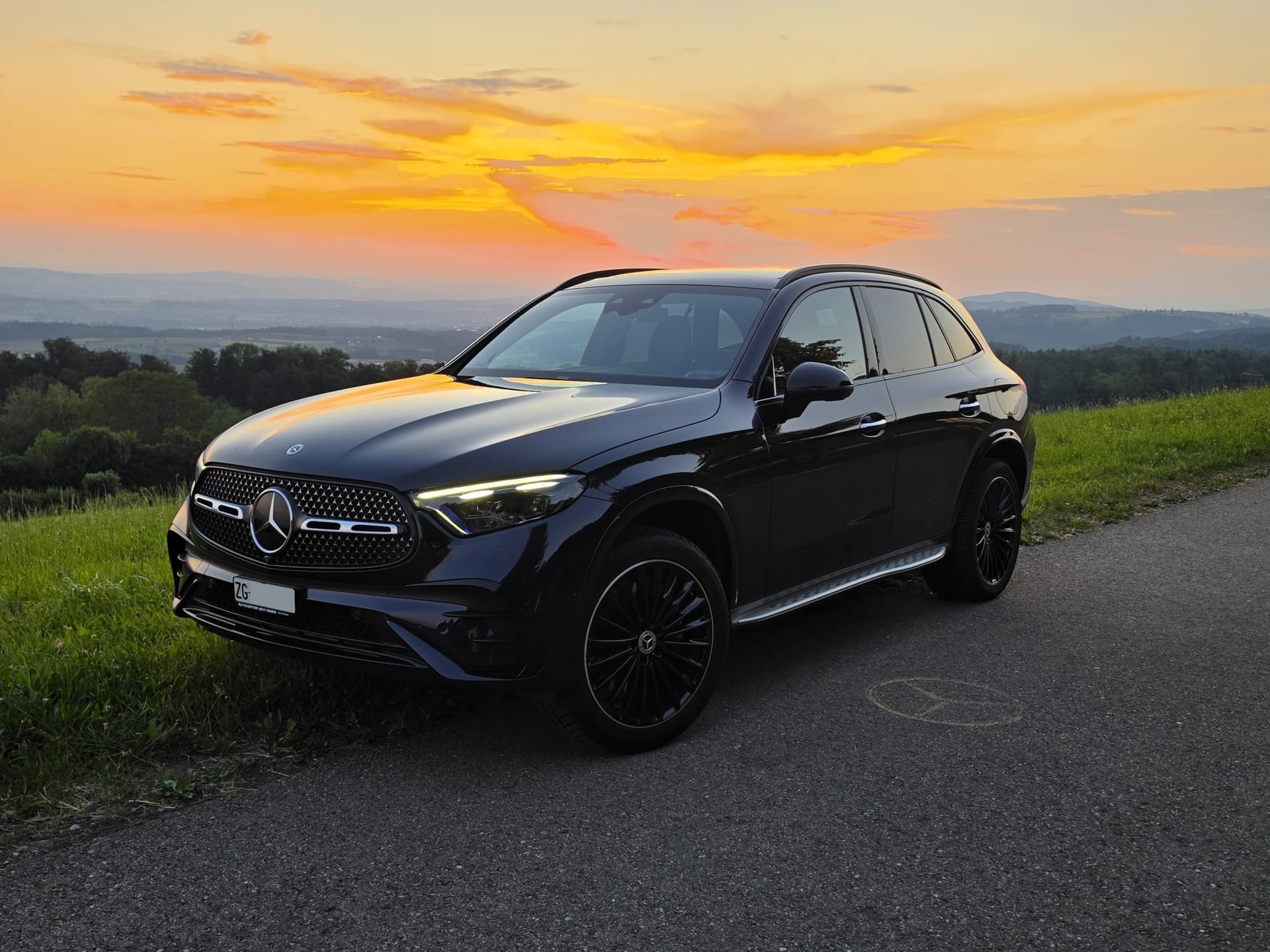 MERCEDES-BENZ GLC 400 e Avantgarde 4matic-image-4